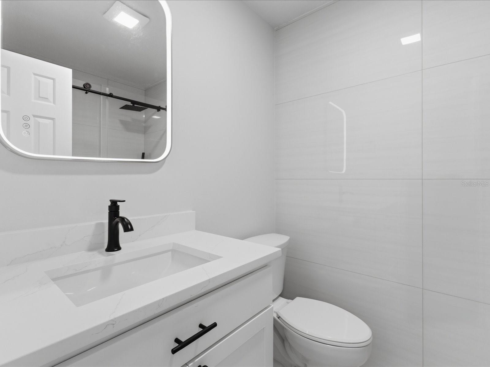 505 Lake Charm Dr Property Photo 20