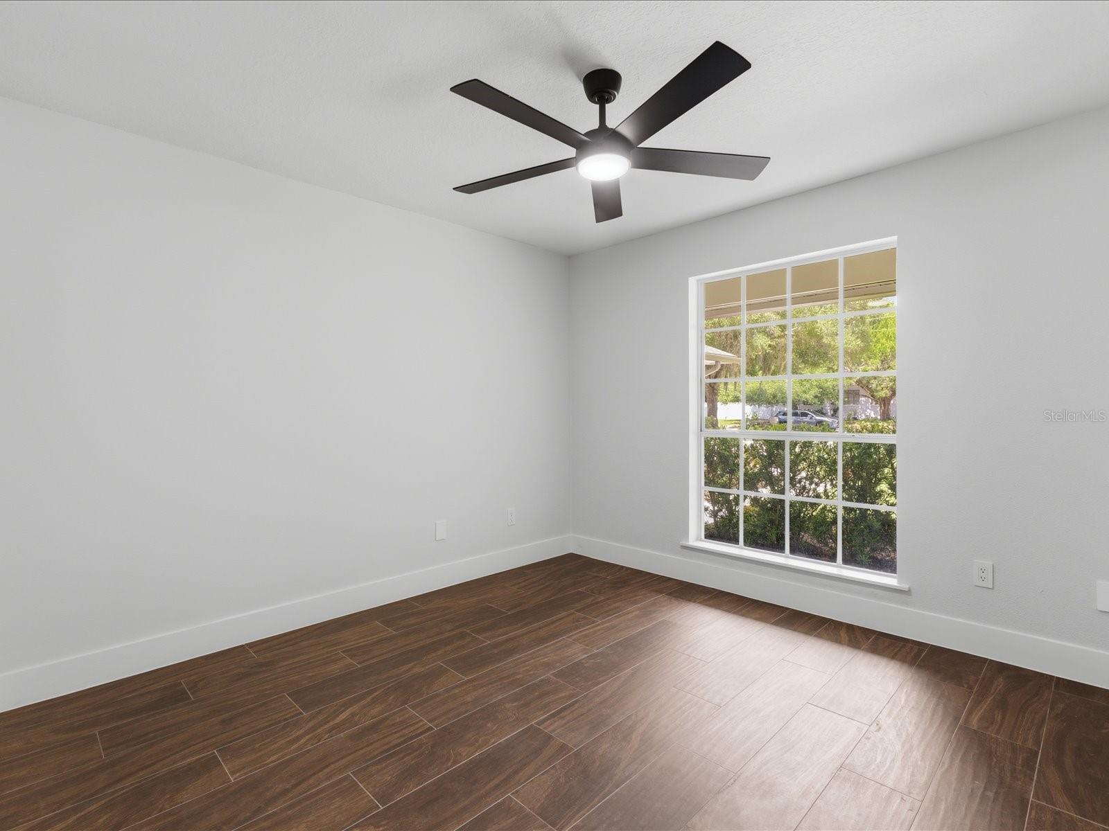 505 Lake Charm Dr Property Photo 29
