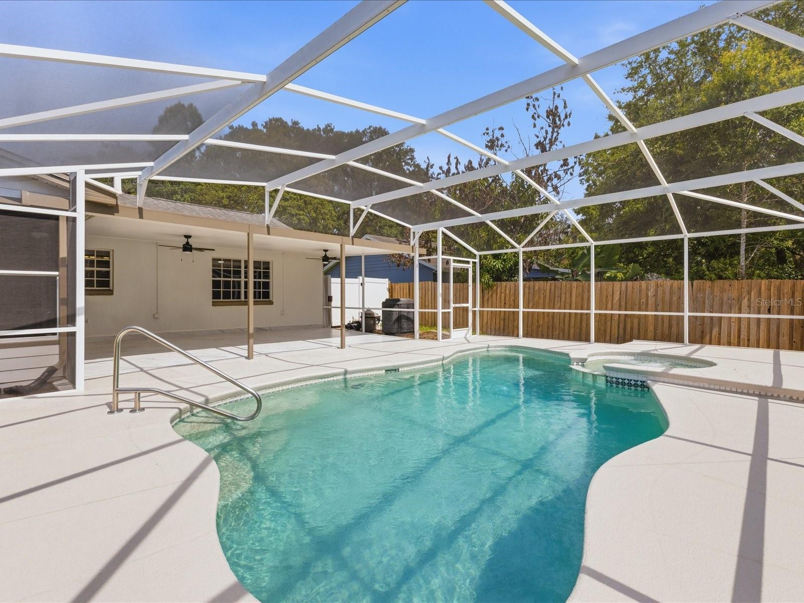 505 Lake Charm Dr Property Photo 42
