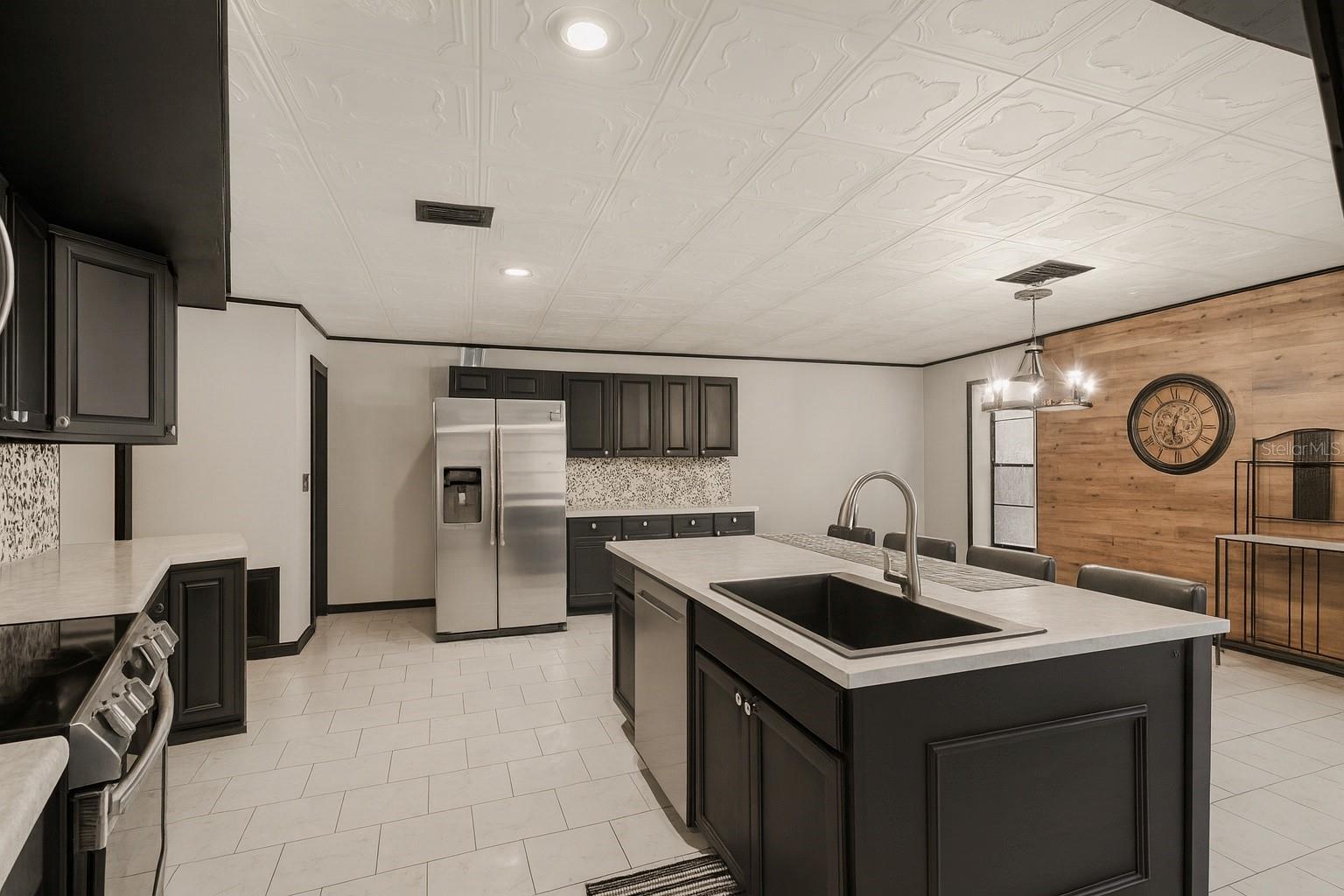 9027 Bonnet Way Property Photo 8