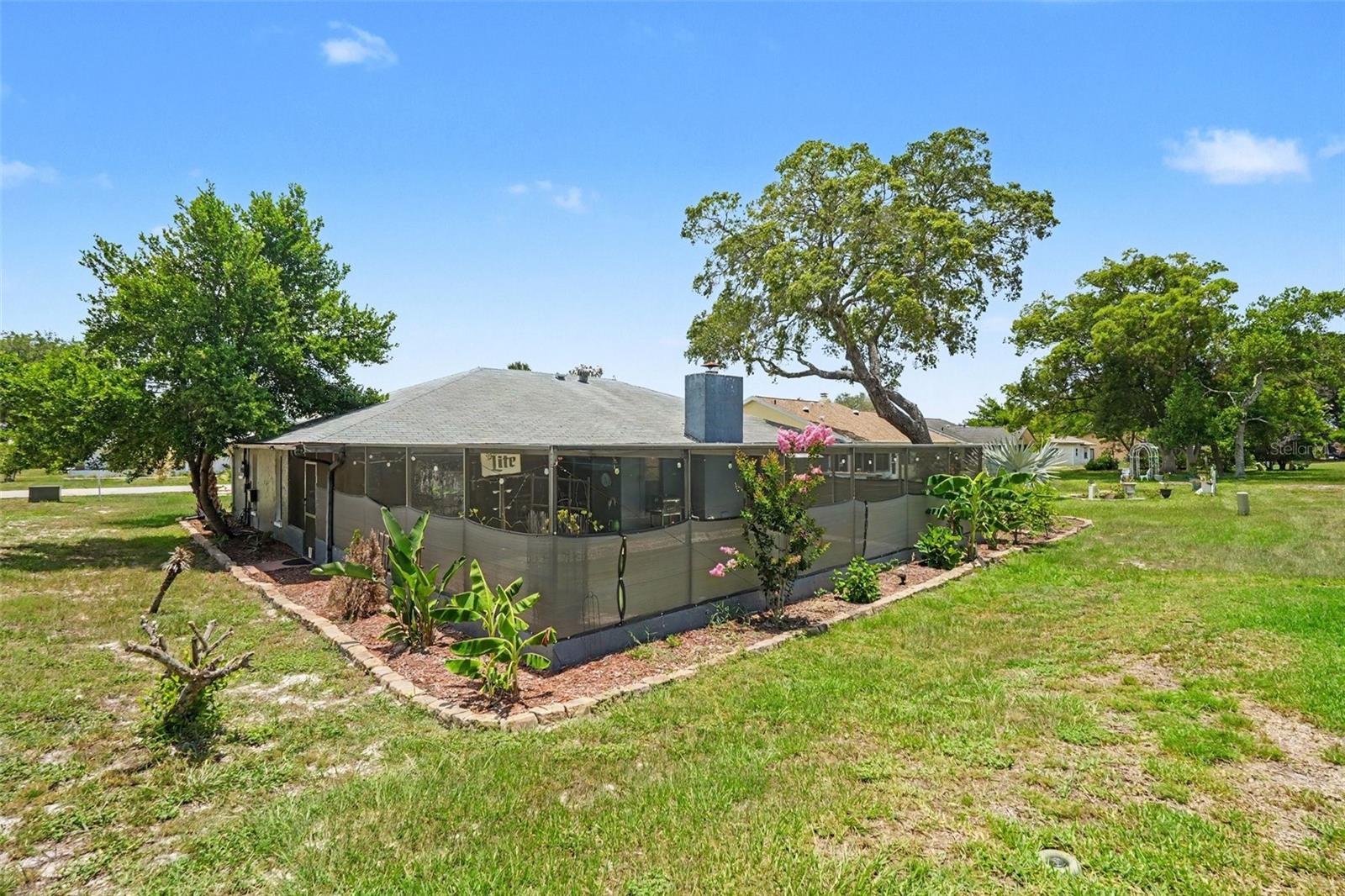 9027 Bonnet Way Property Photo 27