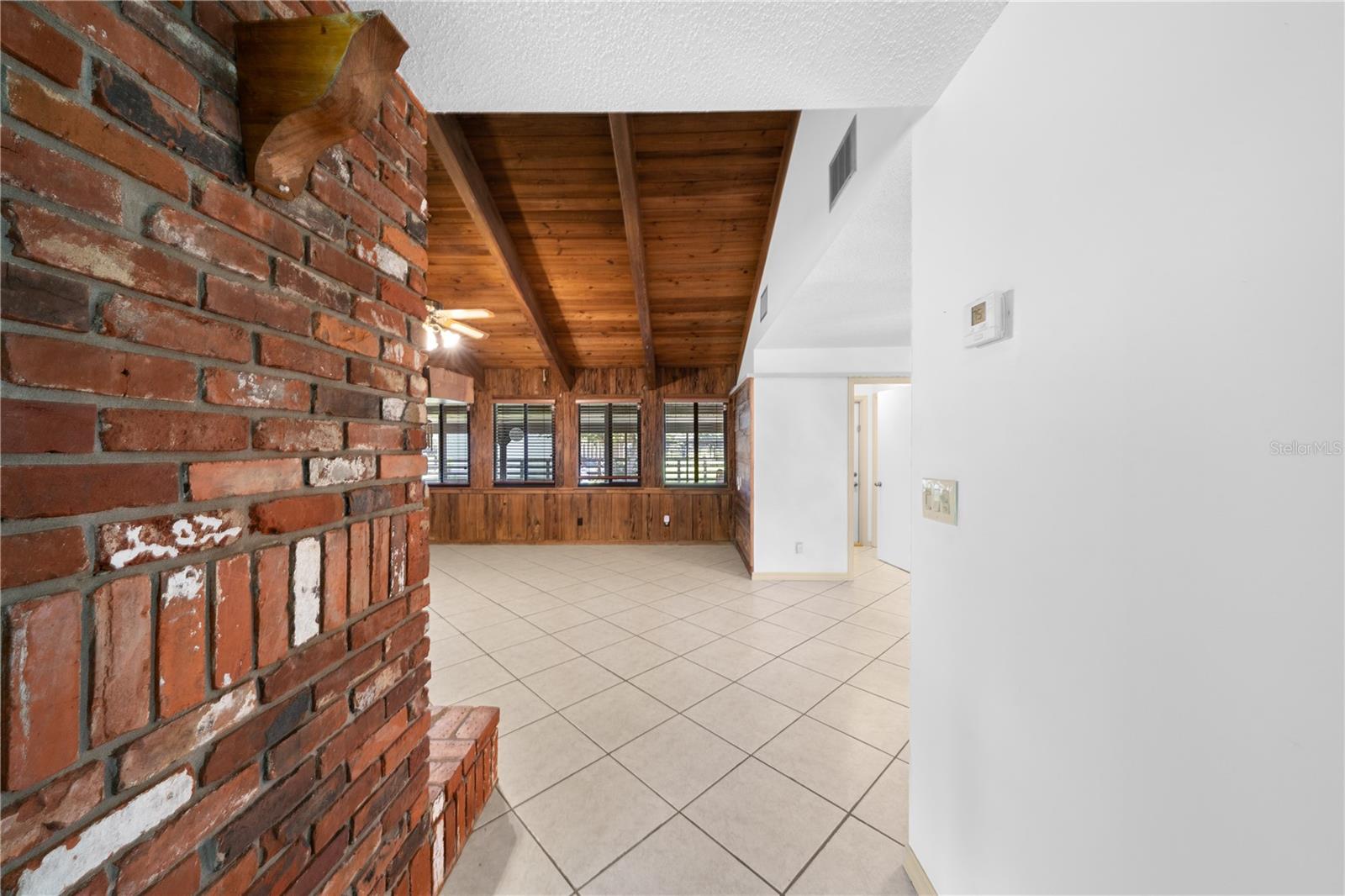 15111 Nw 34th Ter Property Photo 9