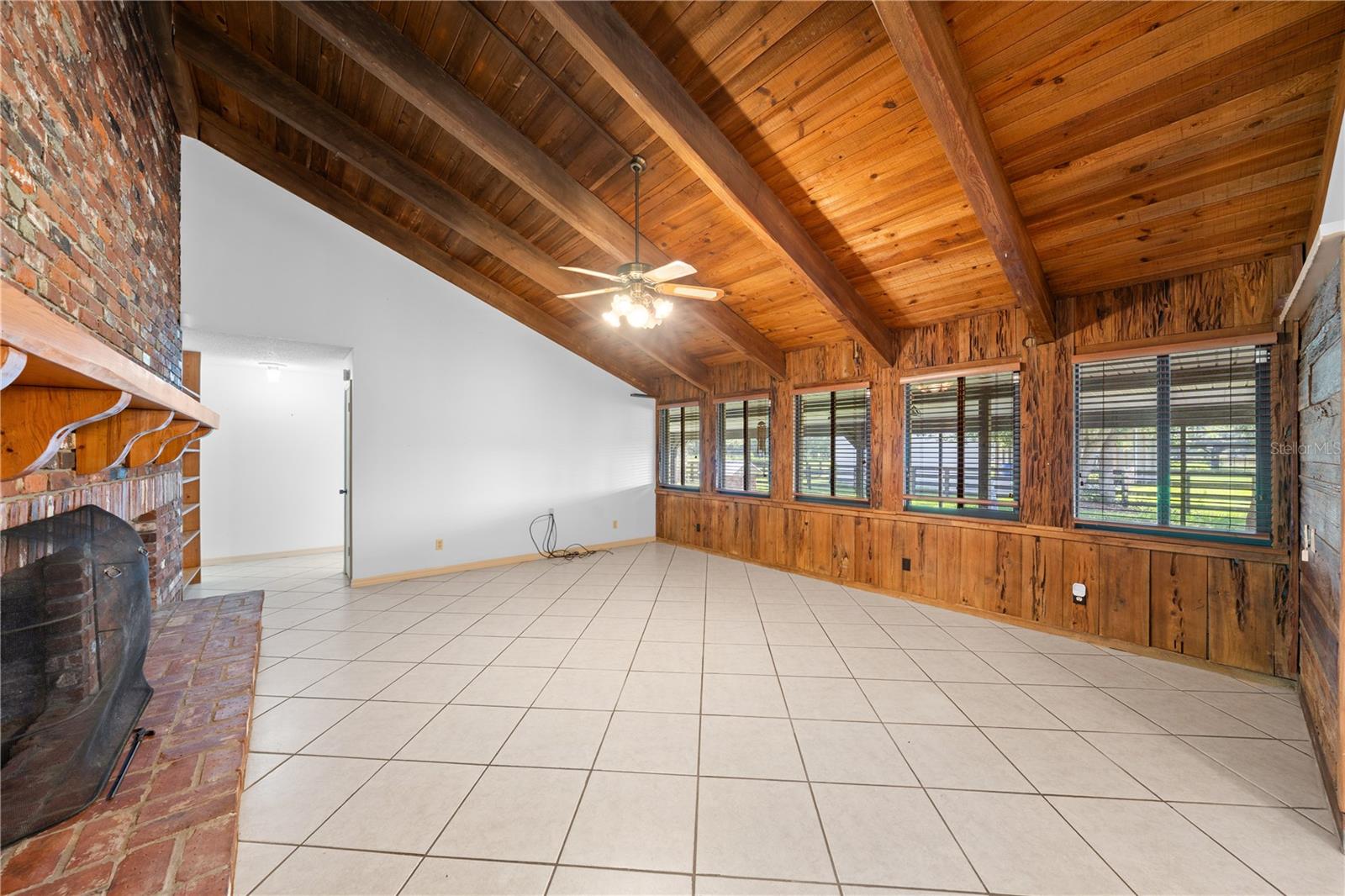 15111 Nw 34th Ter Property Photo 11