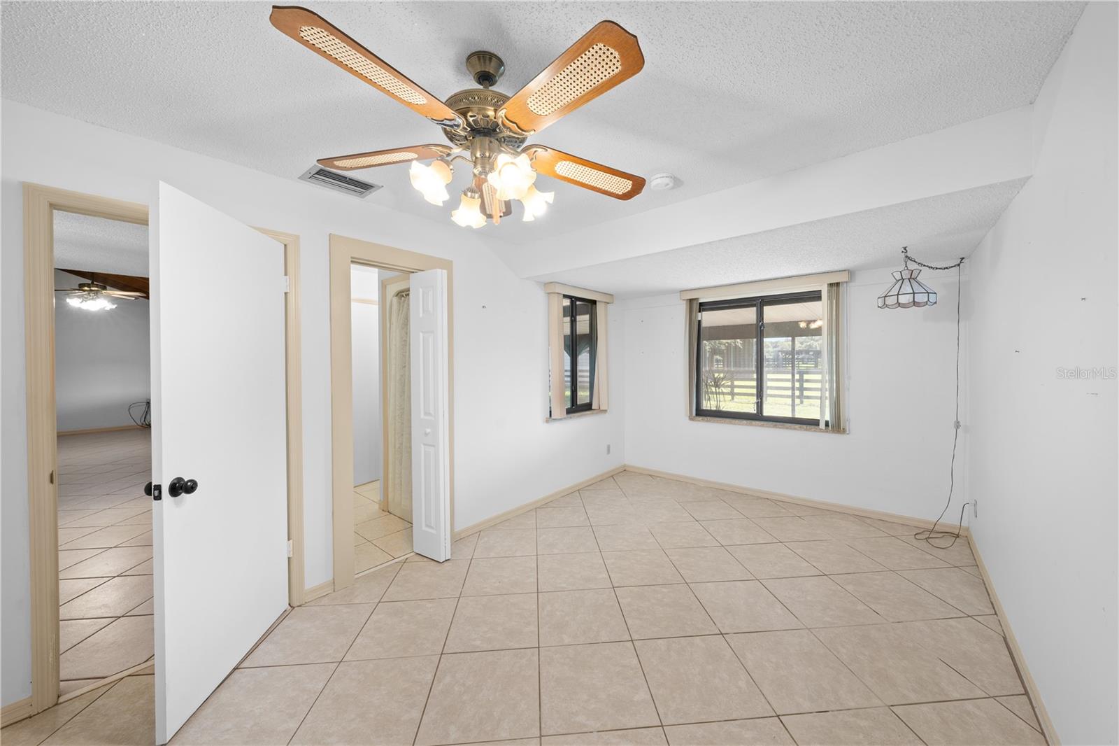 15111 Nw 34th Ter Property Photo 32