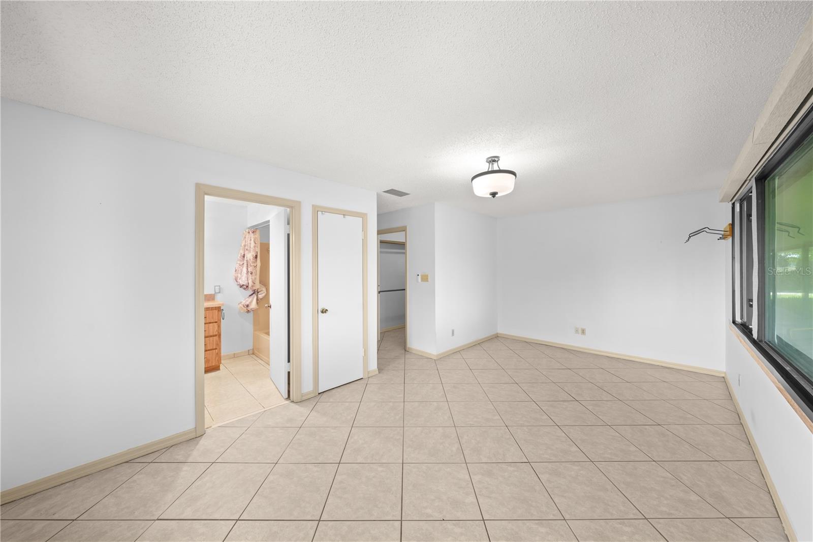 15111 Nw 34th Ter Property Photo 44