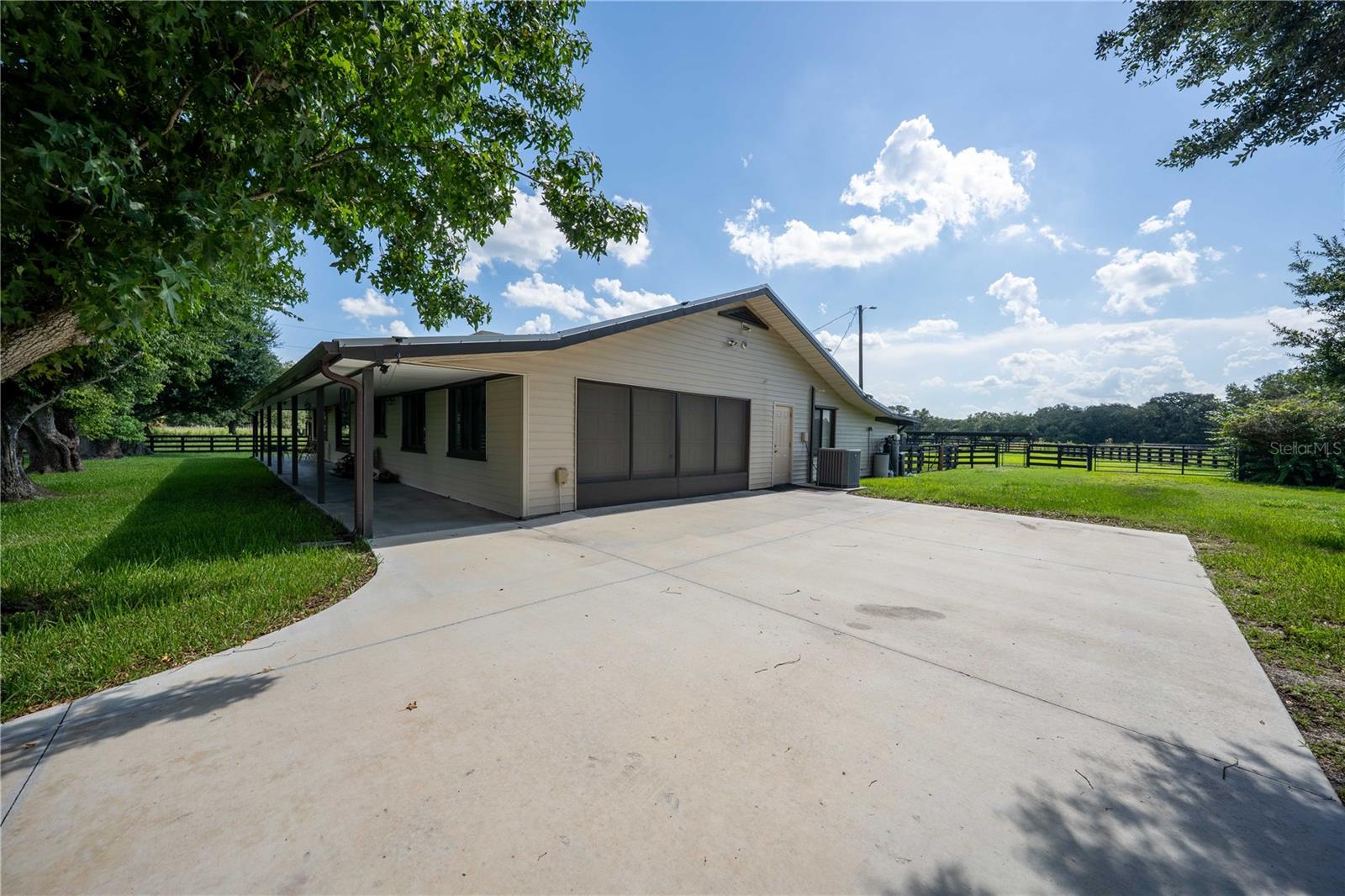 15111 Nw 34th Ter Property Photo 58