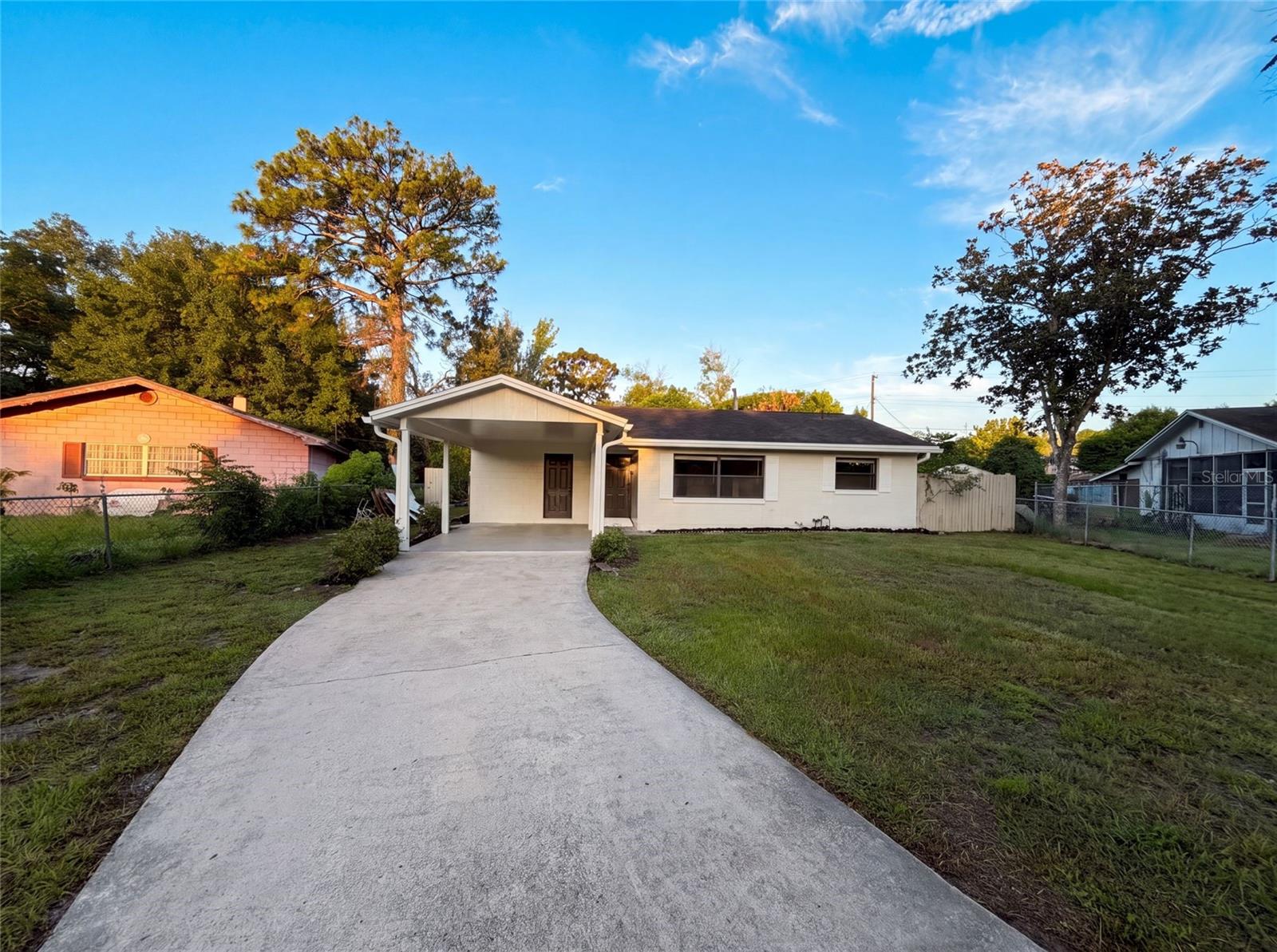 722 Virginia Ln Property Photo 1