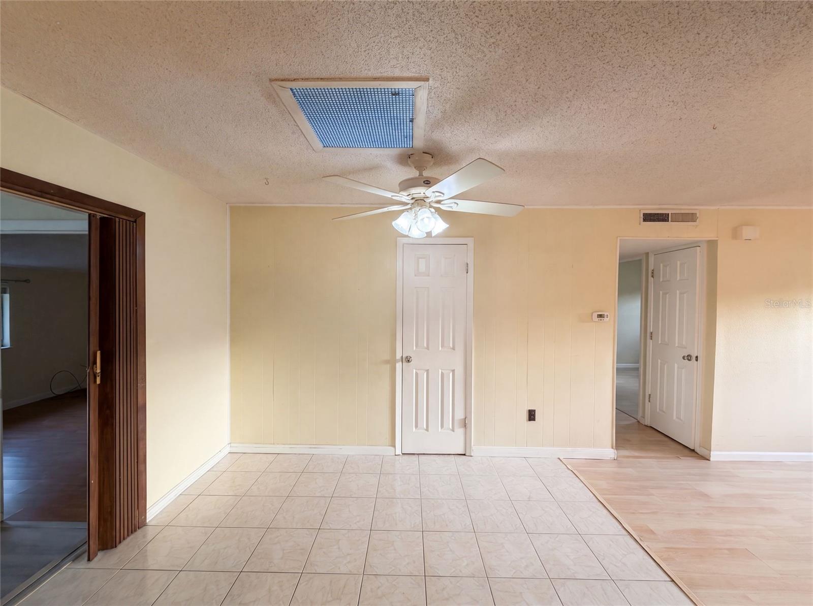 722 Virginia Ln Property Photo 7