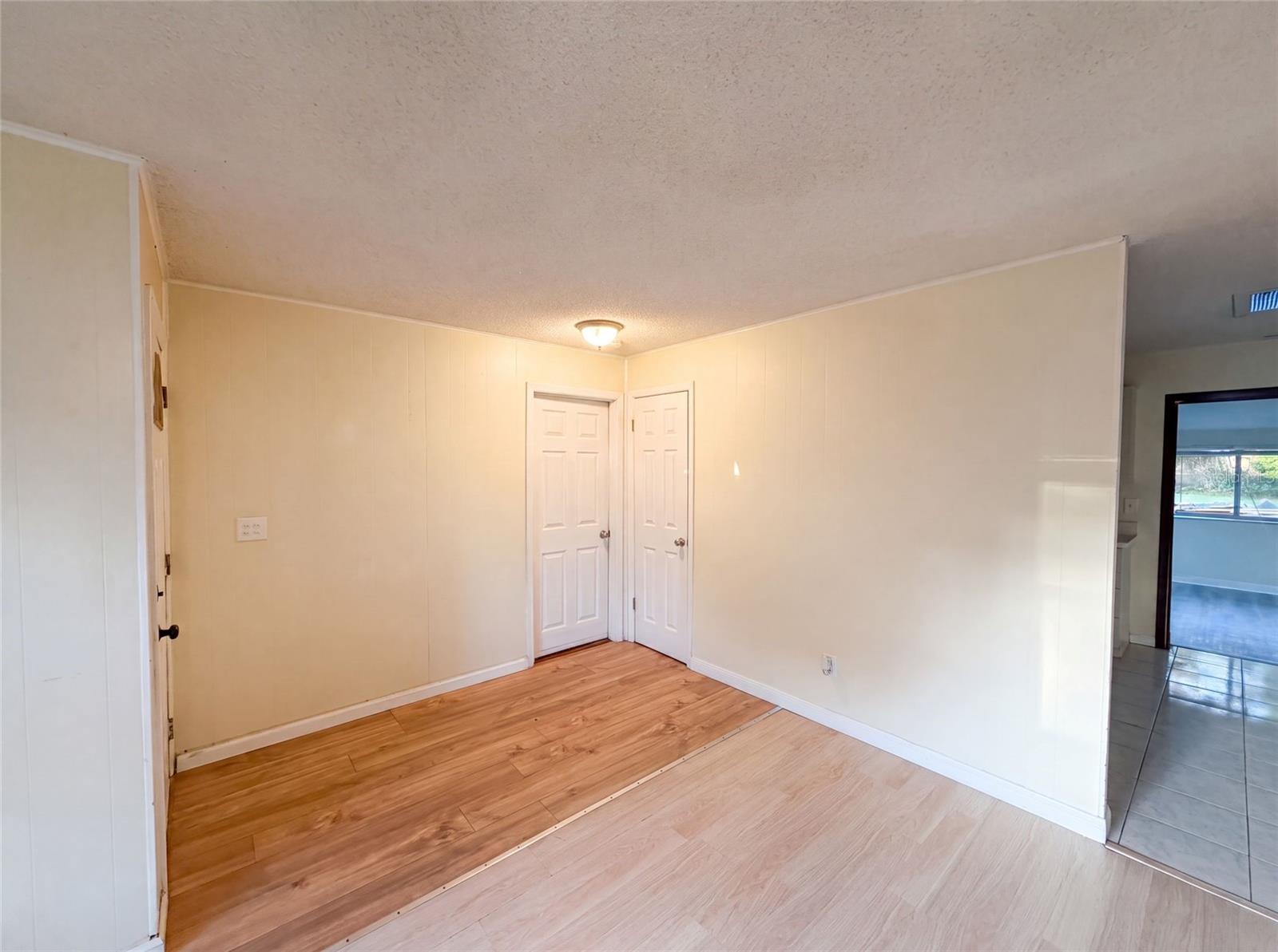722 Virginia Ln Property Photo 10