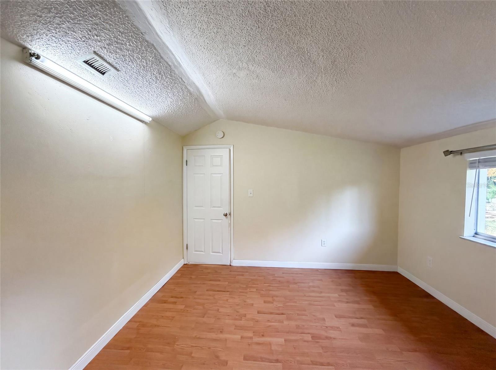 722 Virginia Ln Property Photo 11