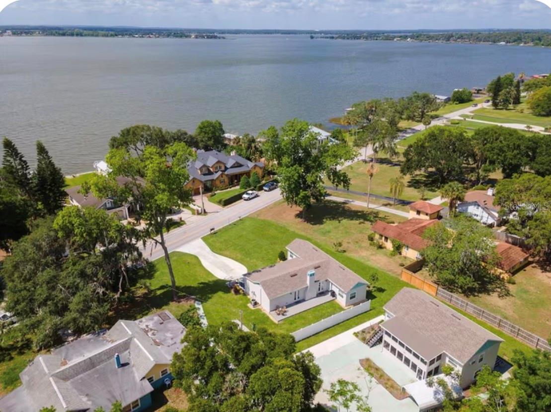 1357 Lakeshore Dr #3 Property Photo 1