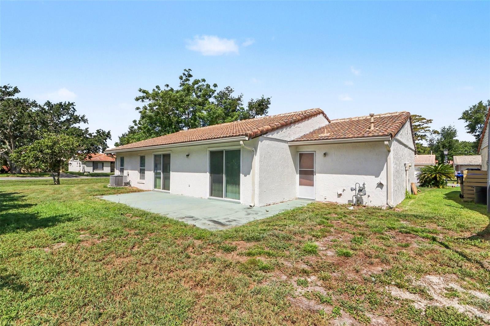 10157 Bluff Ct Property Photo 24