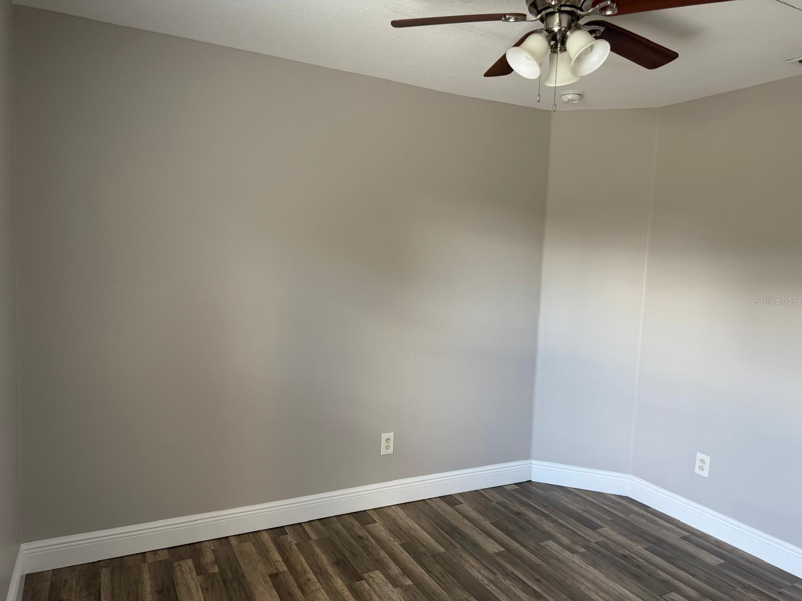 6037 Scotchwood Gln #8 Property Photo 11