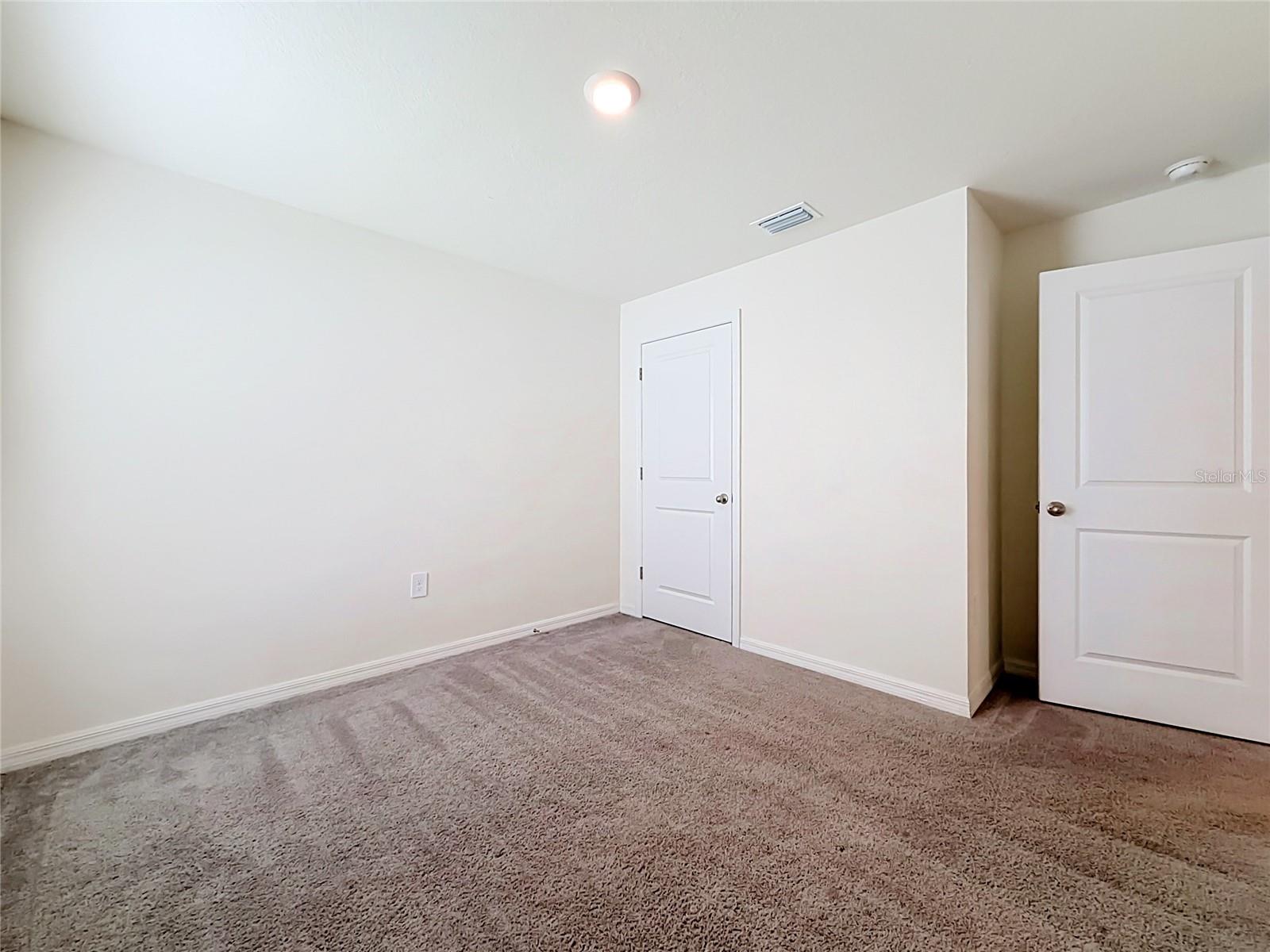 6698 Se 3rd Loop Property Photo 21