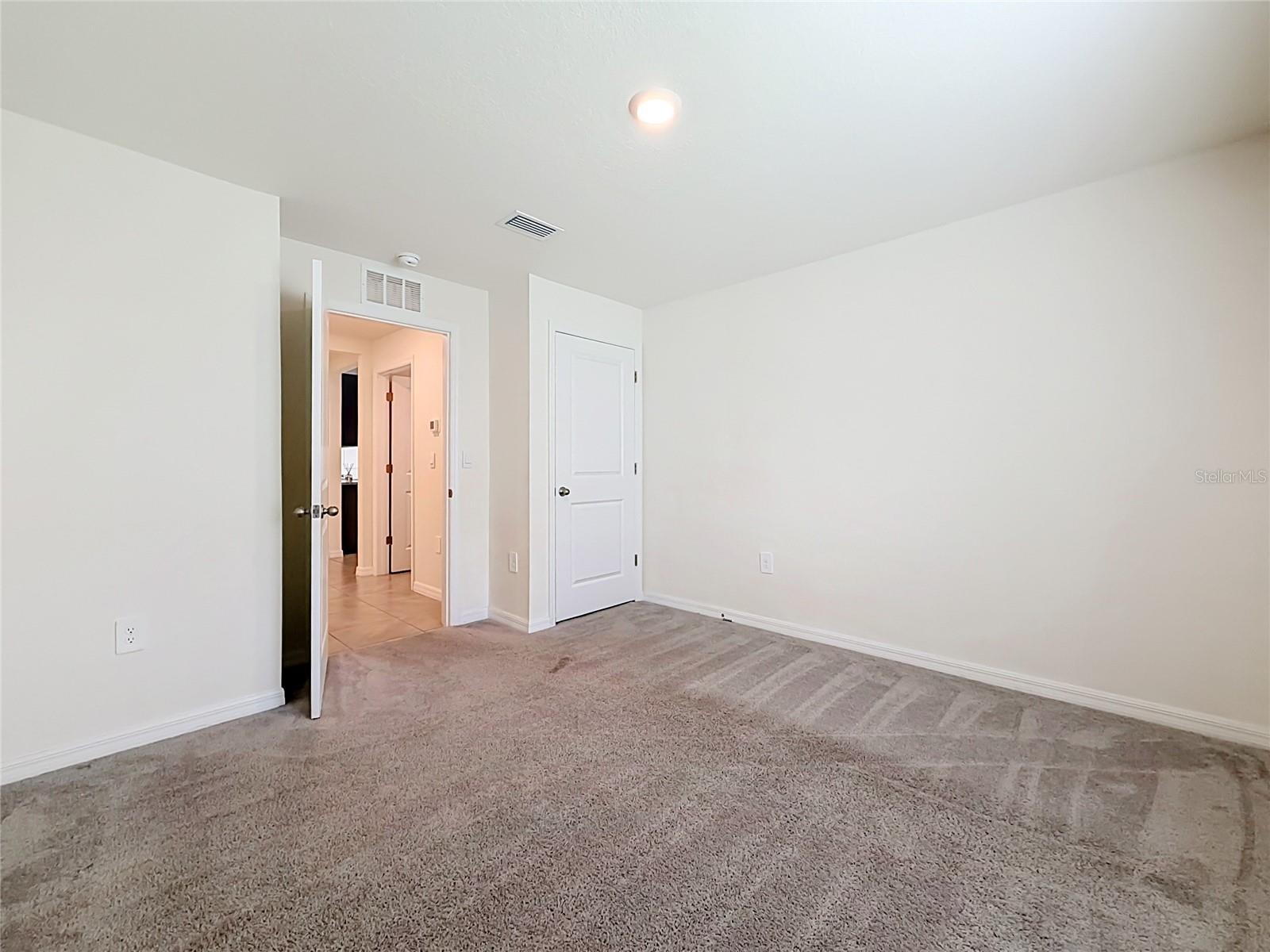 6698 Se 3rd Loop Property Photo 22
