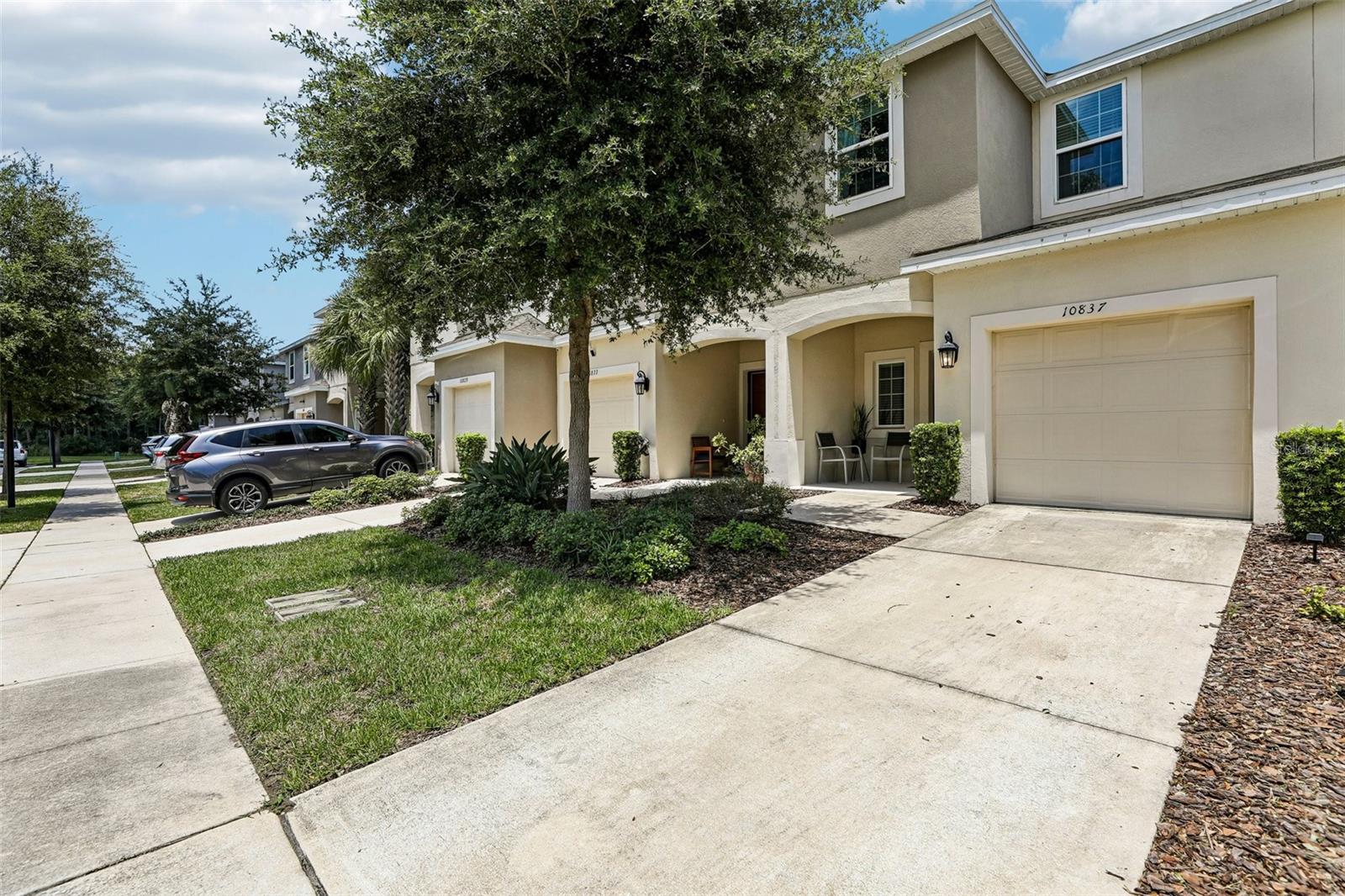 10837 Wyne Tree Ct Property Photo 2