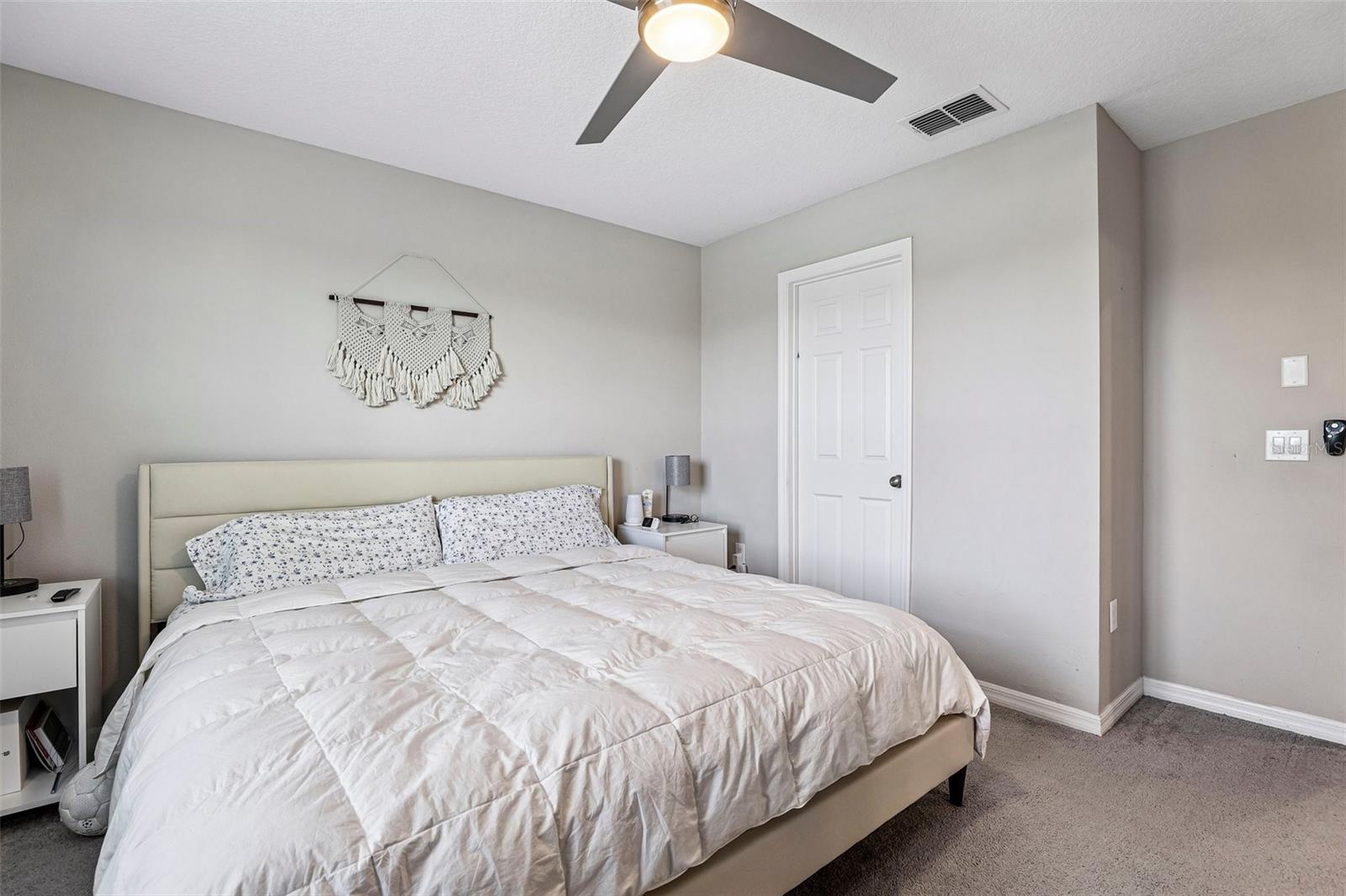 10837 Wyne Tree Ct Property Photo 16