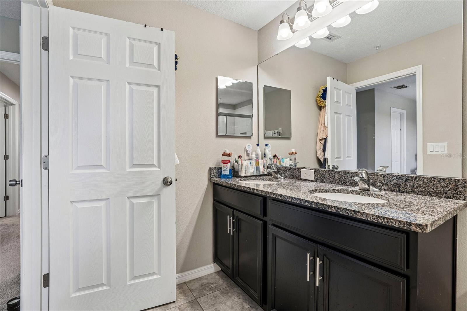 10837 Wyne Tree Ct Property Photo 19