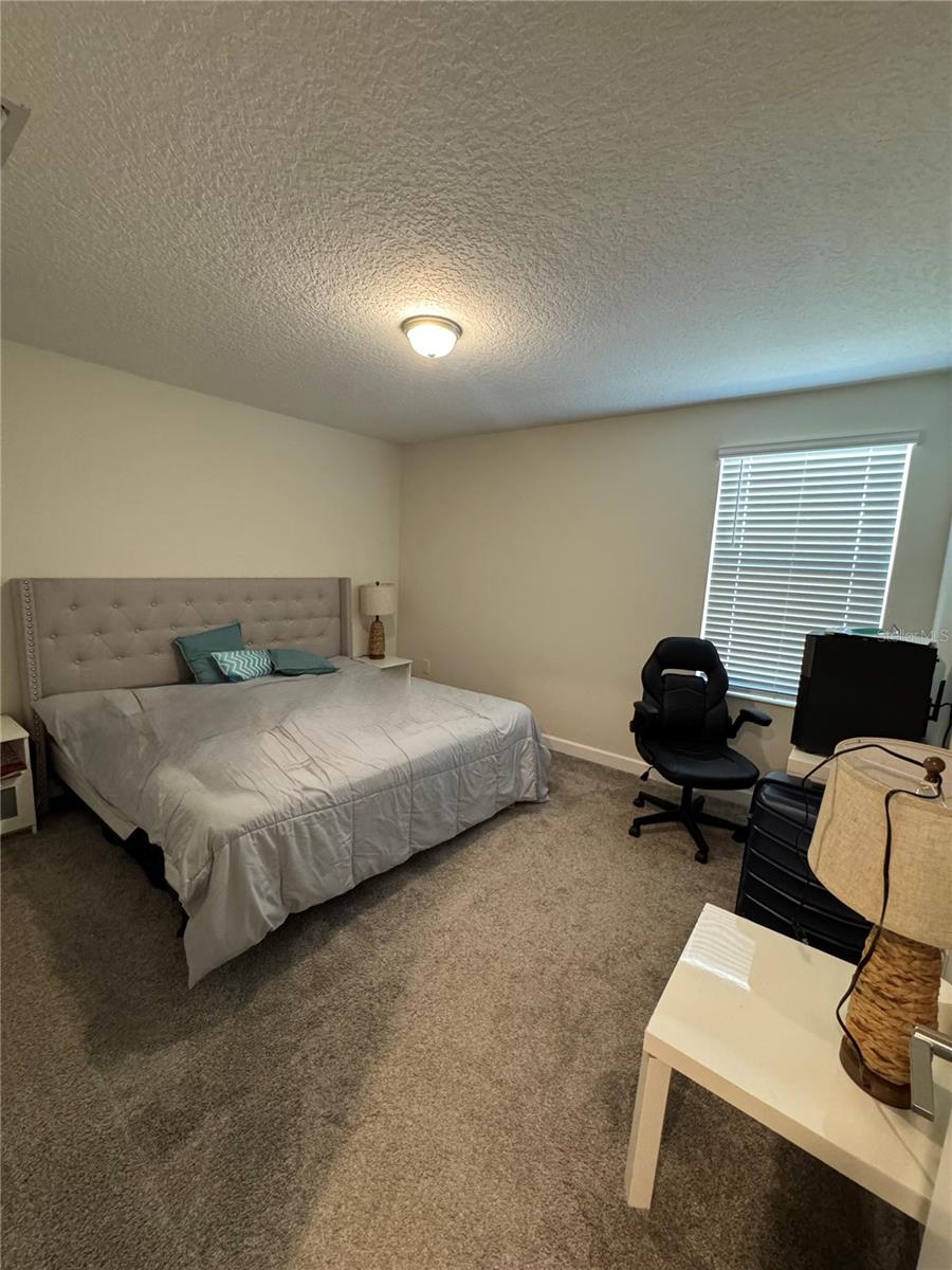 1512 Oak Marsh Loop Property Photo 24