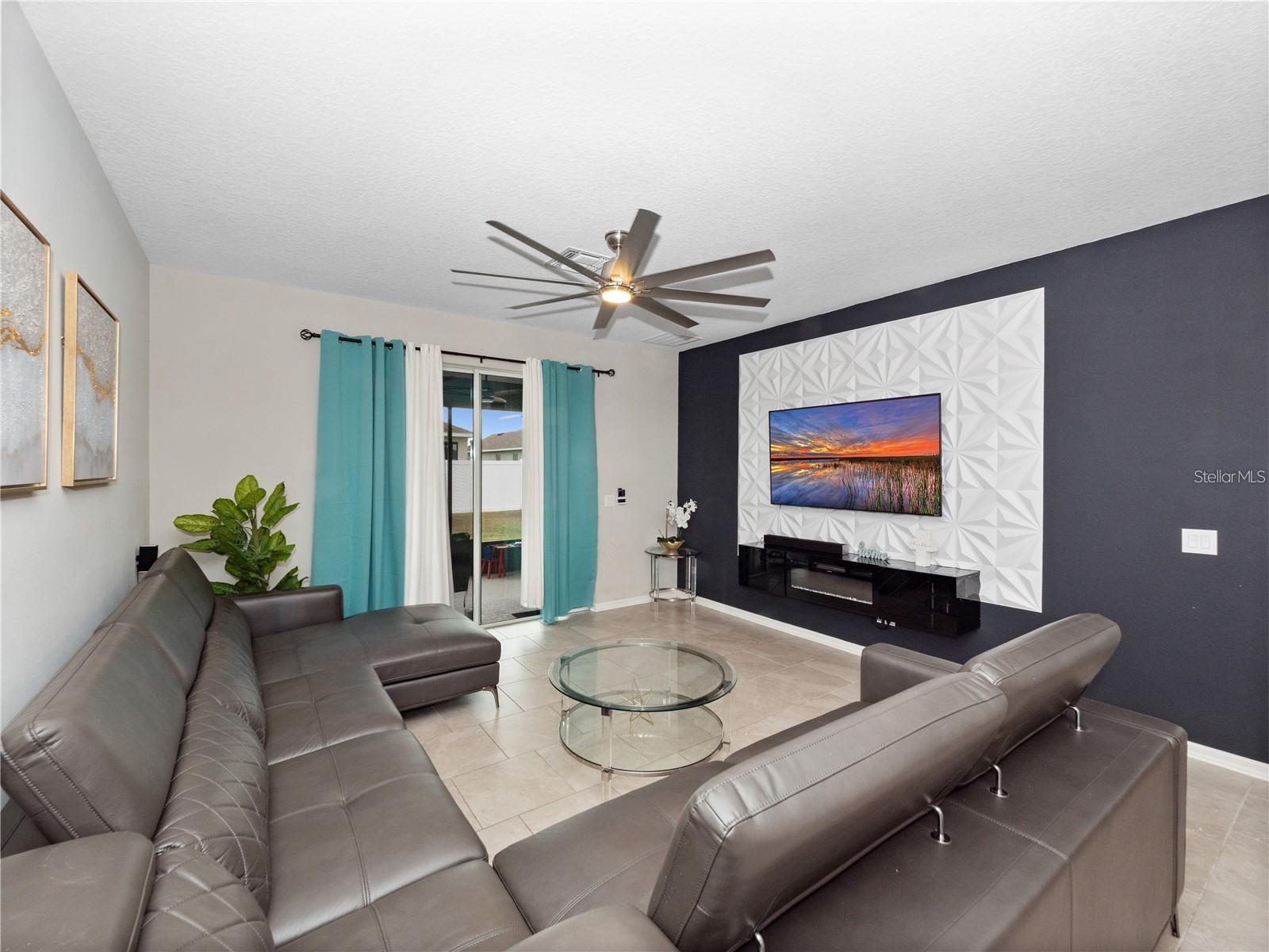 2160 Preston Ln Property Photo 12