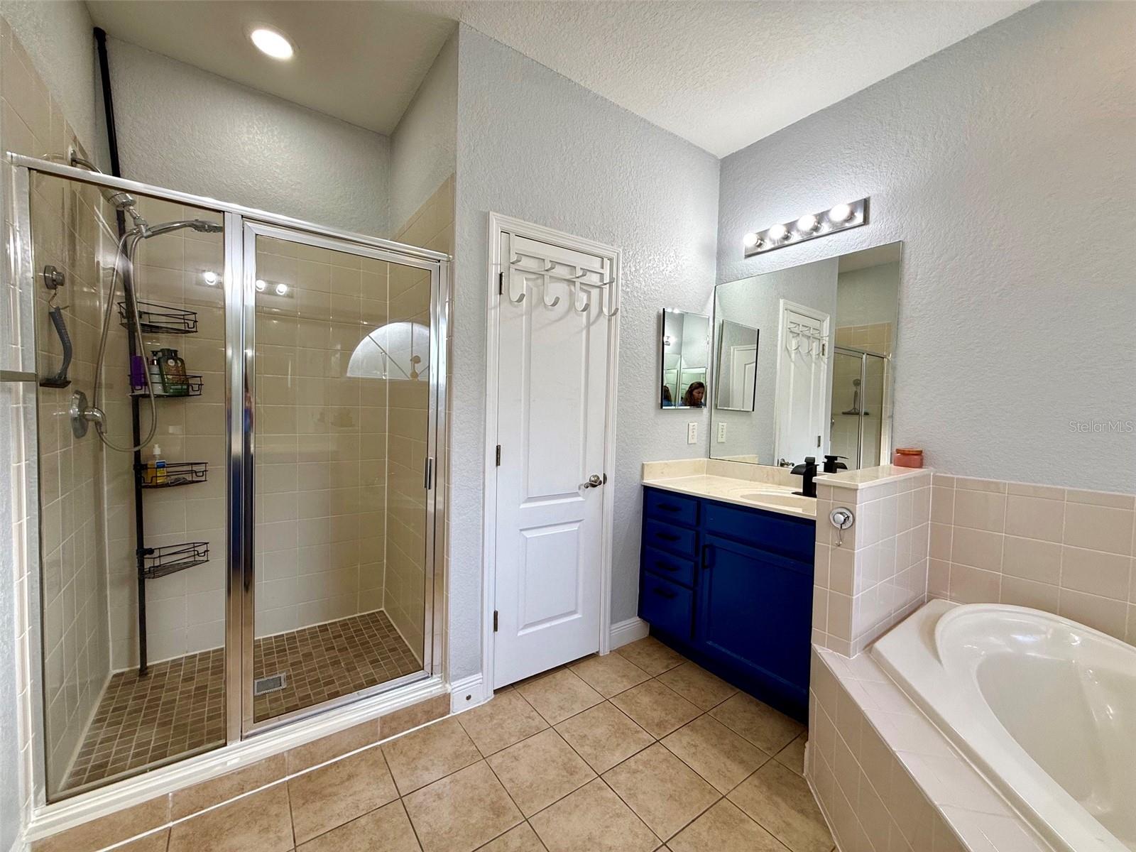 17411 Promenade Dr Property Photo 17