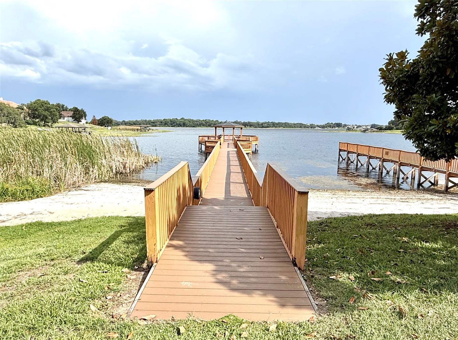 17411 Promenade Dr Property Photo 31