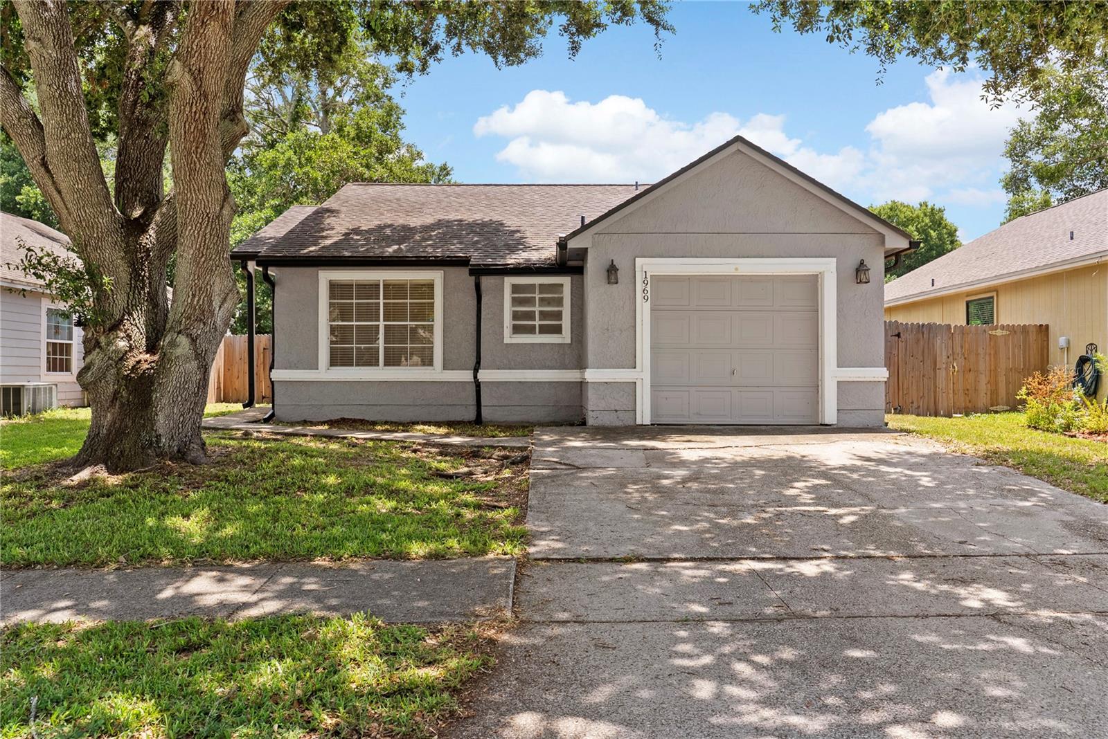 1969 Sheeler Oaks Dr Property Photo 1