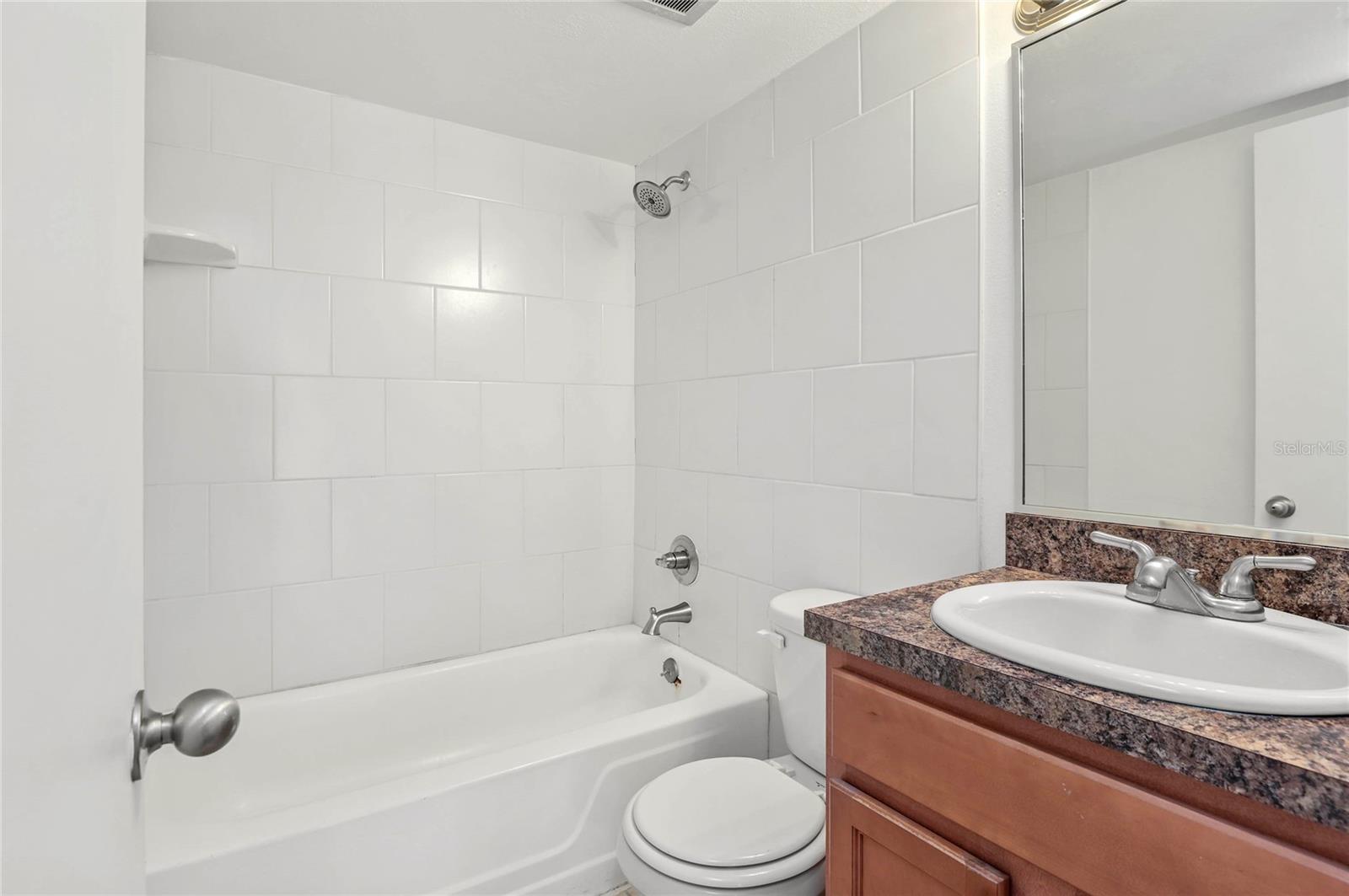 317 E Amelia St #7 Property Photo 15