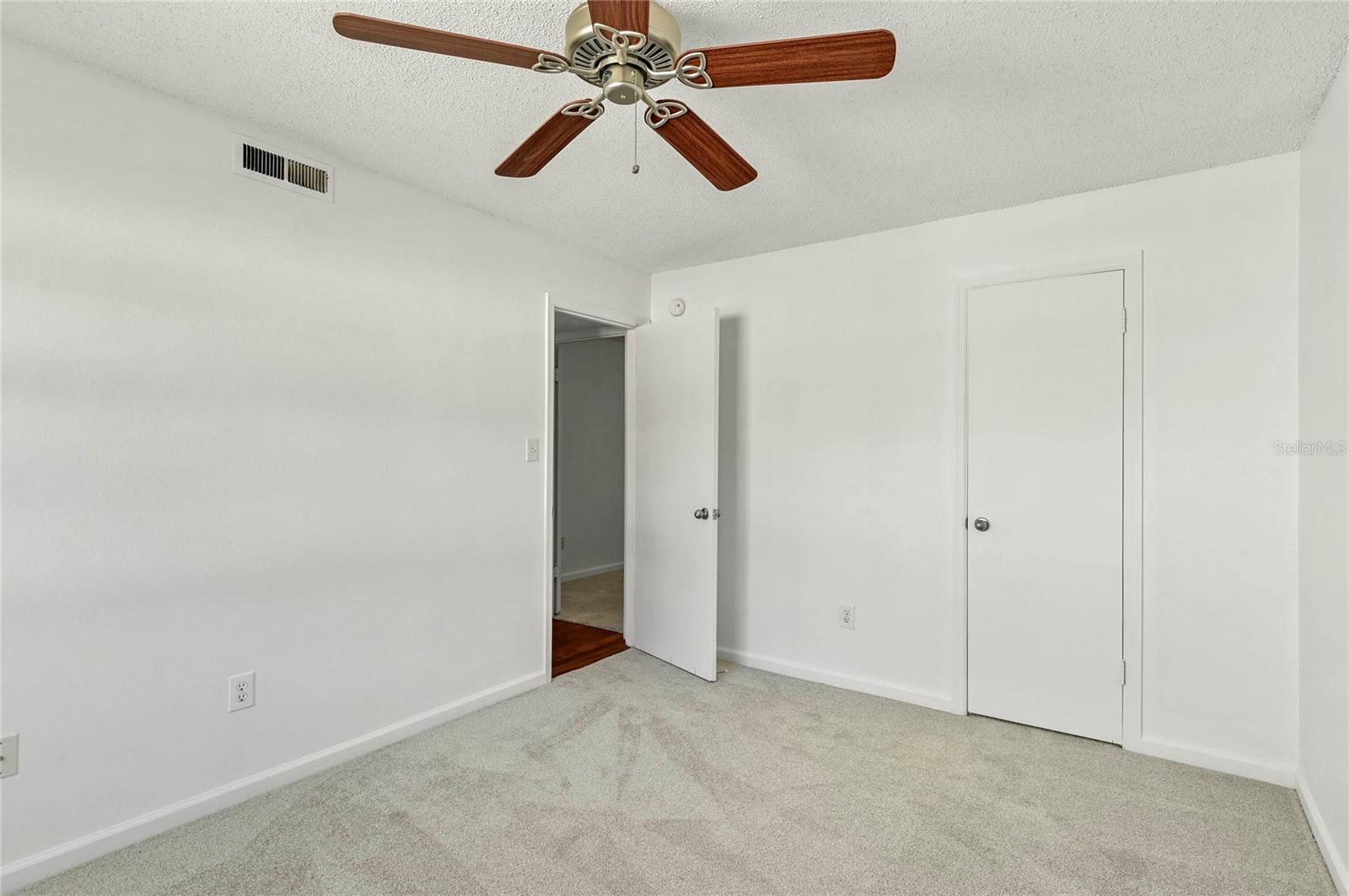 317 E Amelia St #7 Property Photo 16