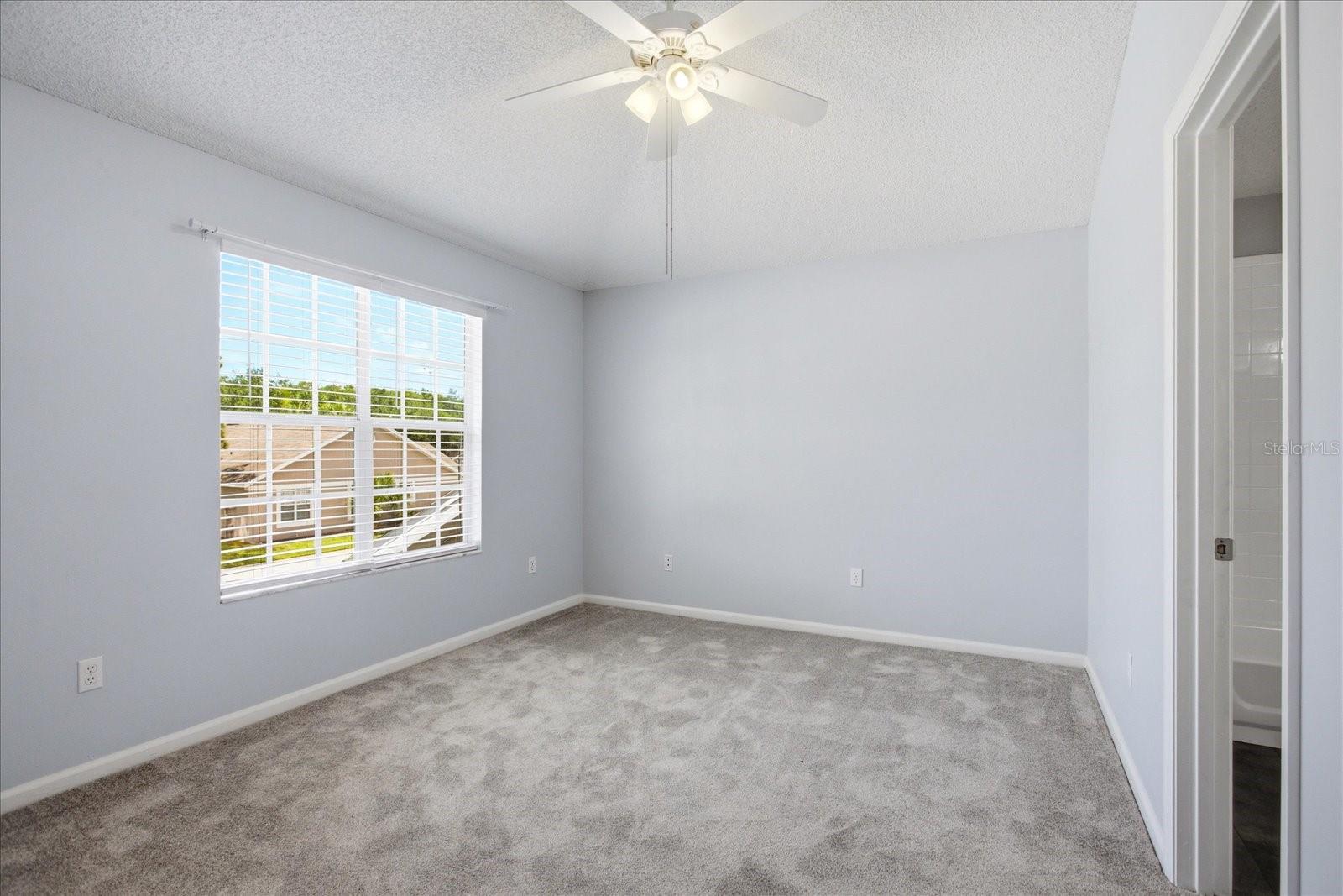 2321 Water View Loop Property Photo 9