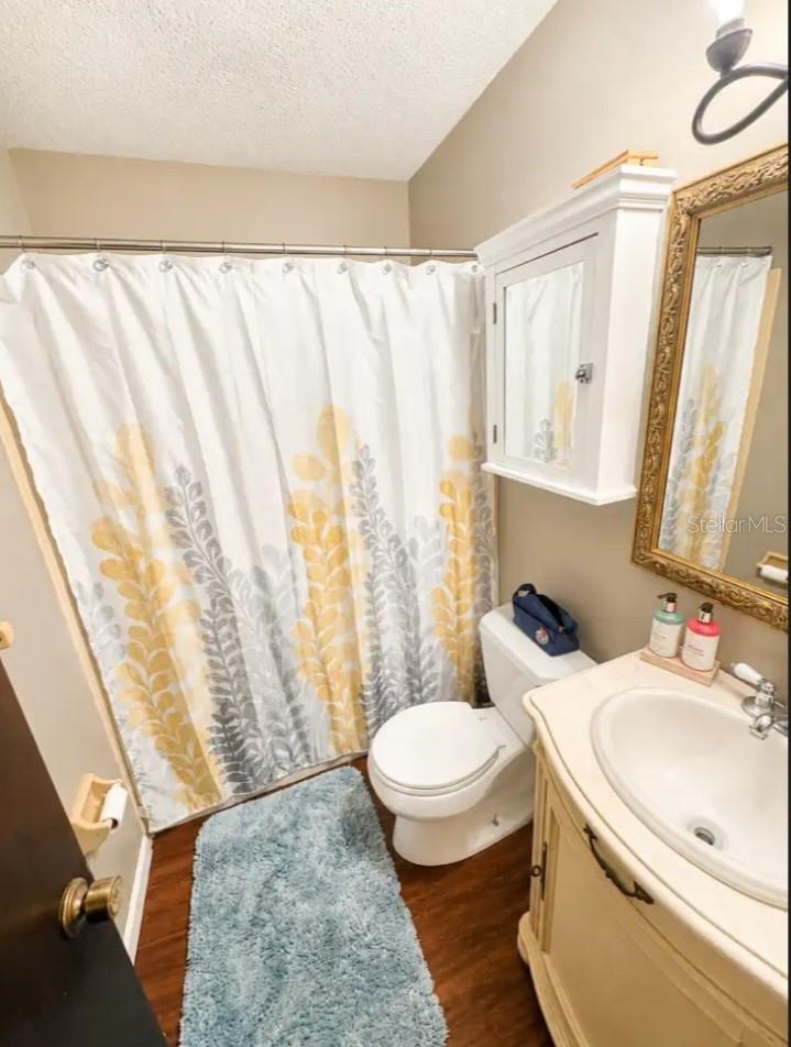 93 Glass Ct Property Photo 7