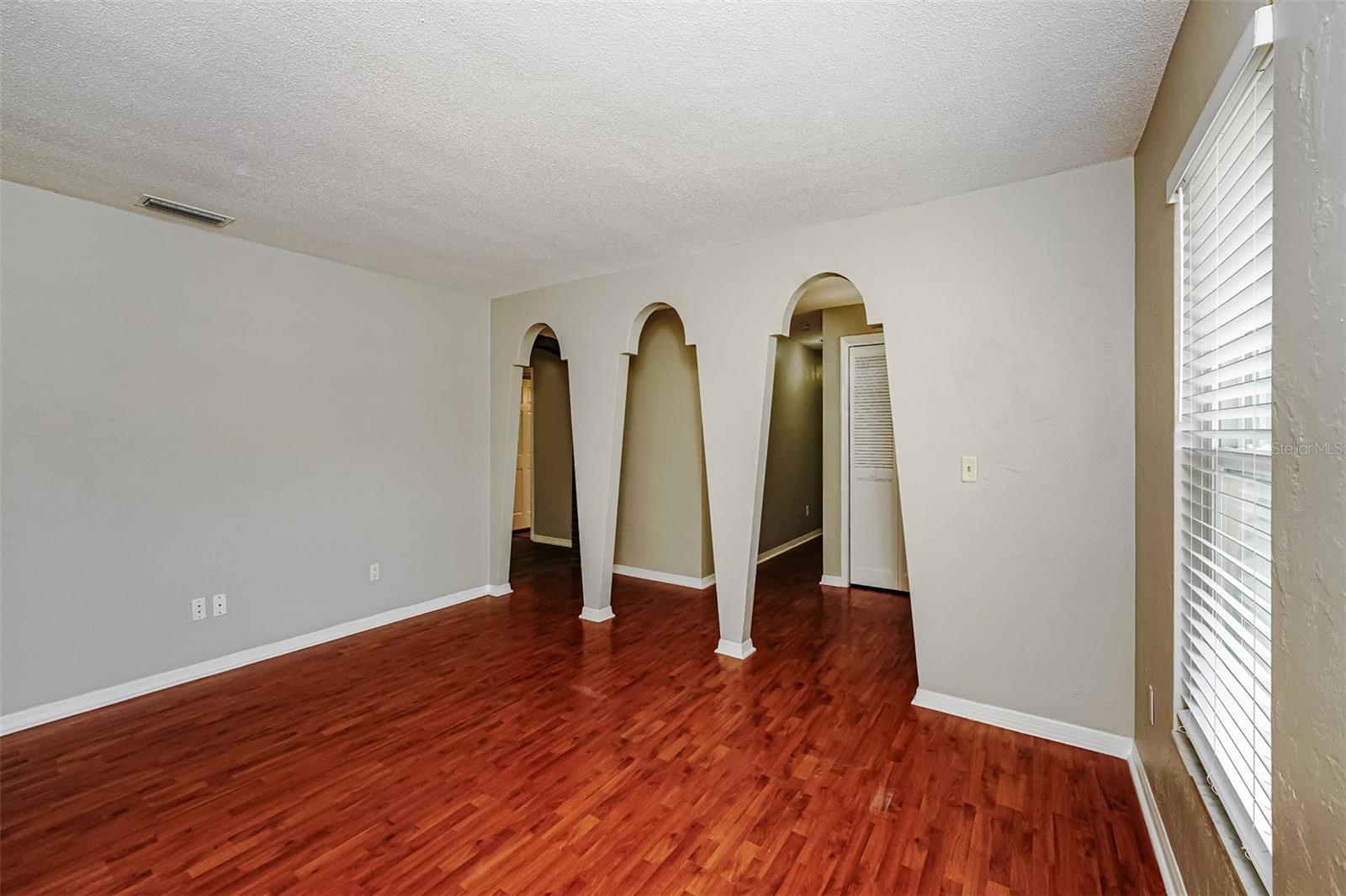 1402 Findlay St Property Photo 4