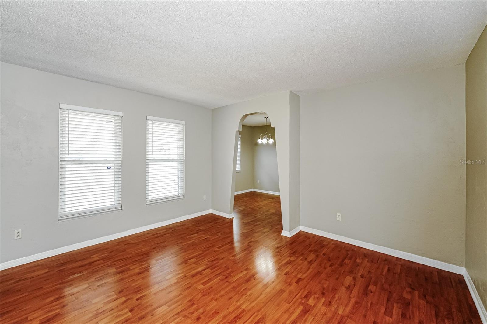 1402 Findlay St Property Photo 5