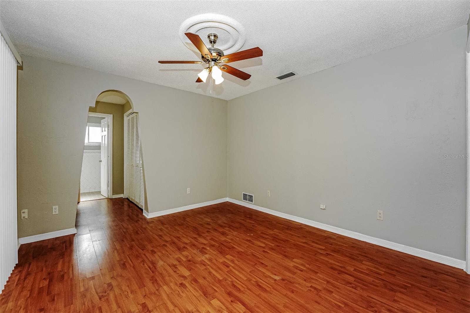 1402 Findlay St Property Photo 11