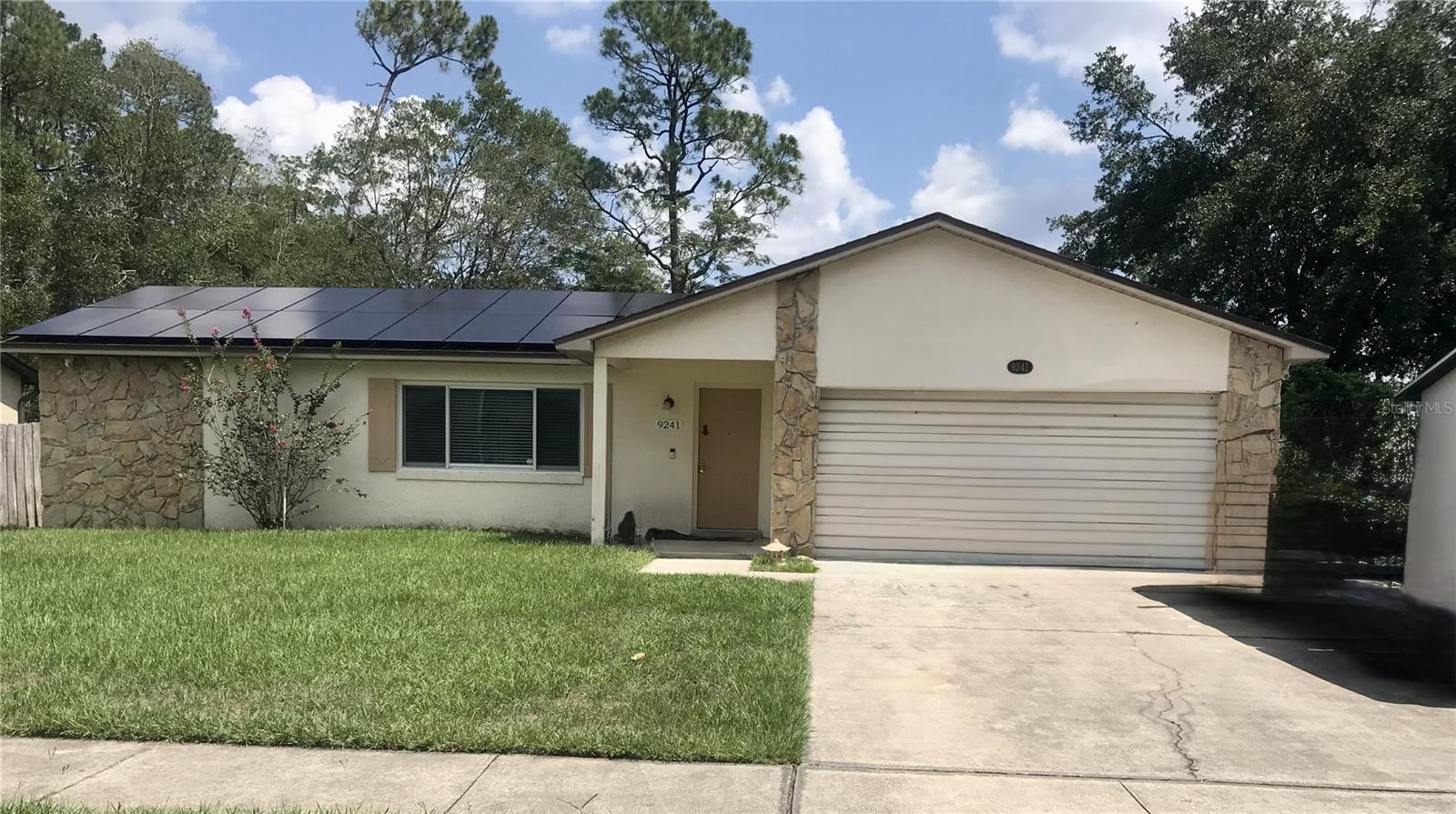 9241 Toby Ln Property Photo 1