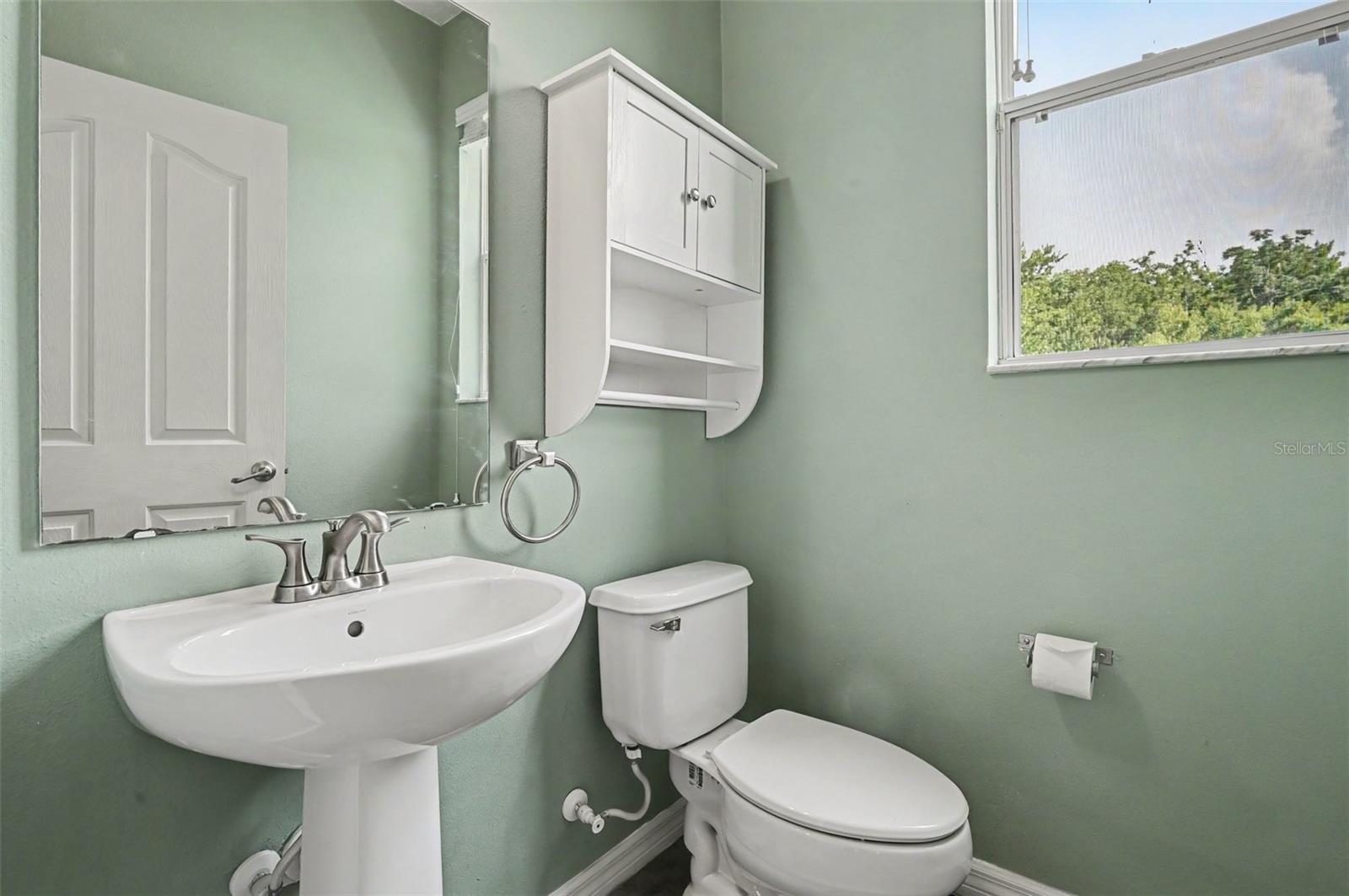 599 Lake Eagle Ln Property Photo 9