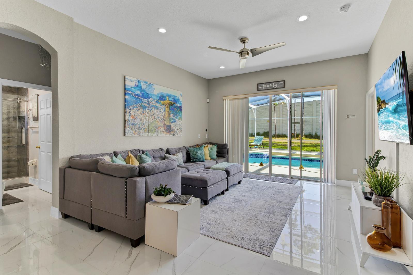 256 Cork Way Property Photo 11
