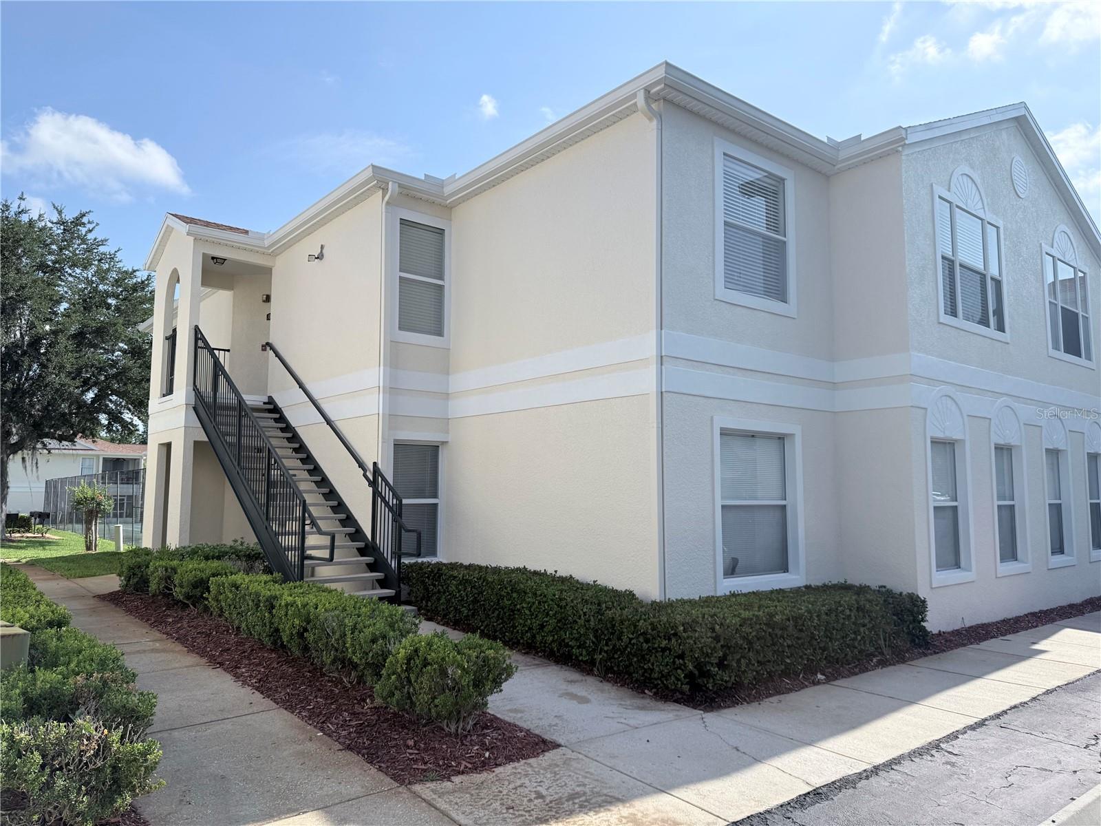 8844 GRAND PALMS CIR #A