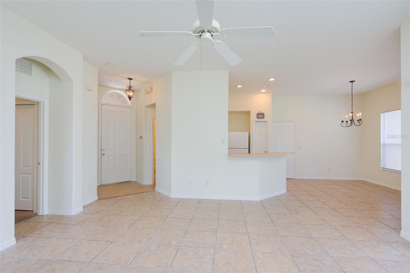 128 Brunello Dr Property Photo 6