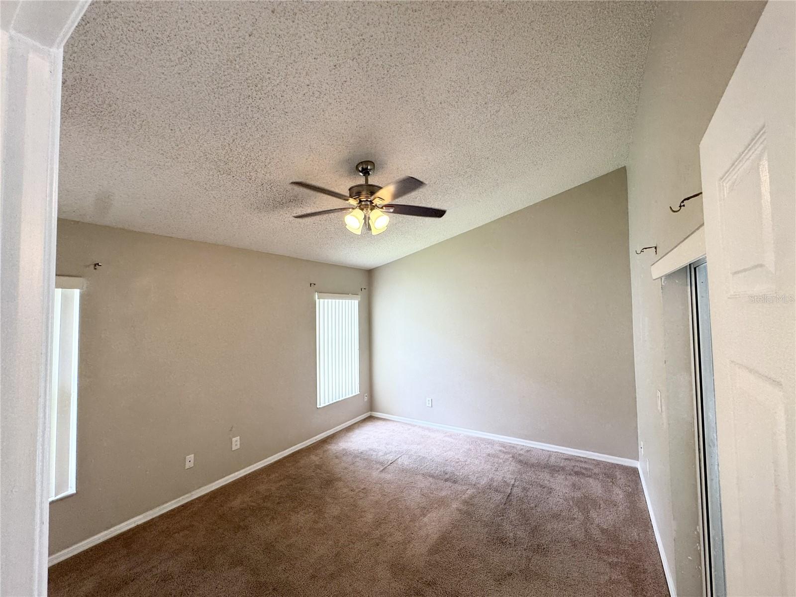 2627 Oneida Loop Property Photo 6