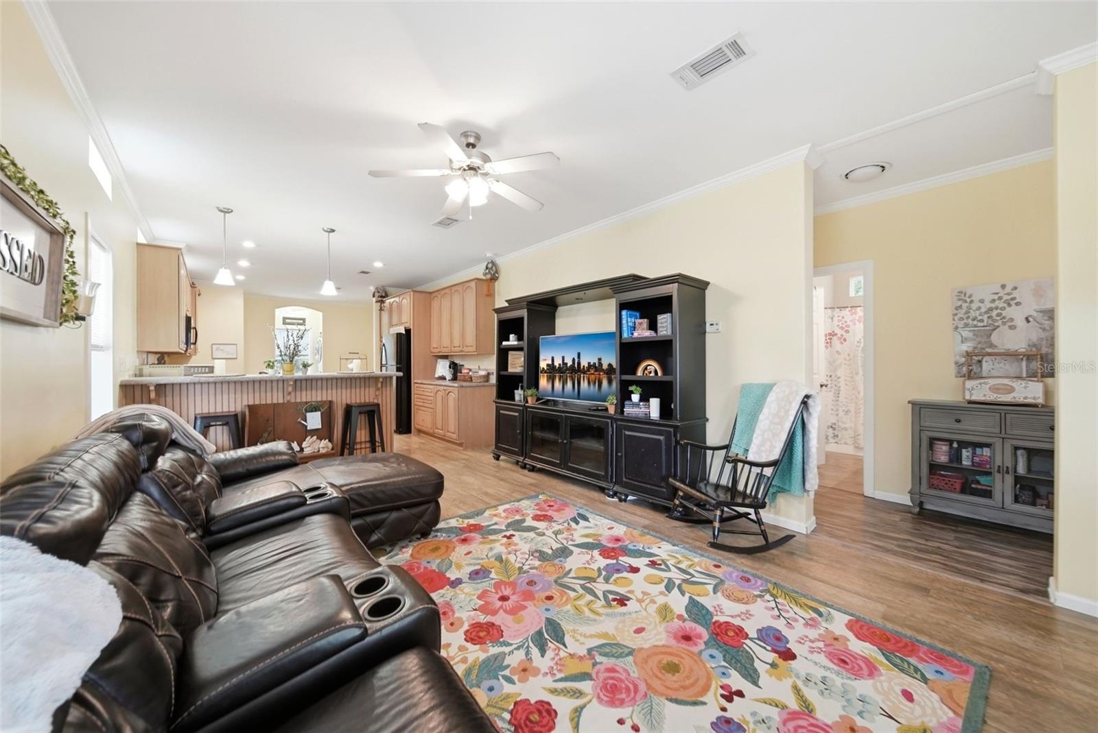 25138 Buttonwood Dr Property Photo 18