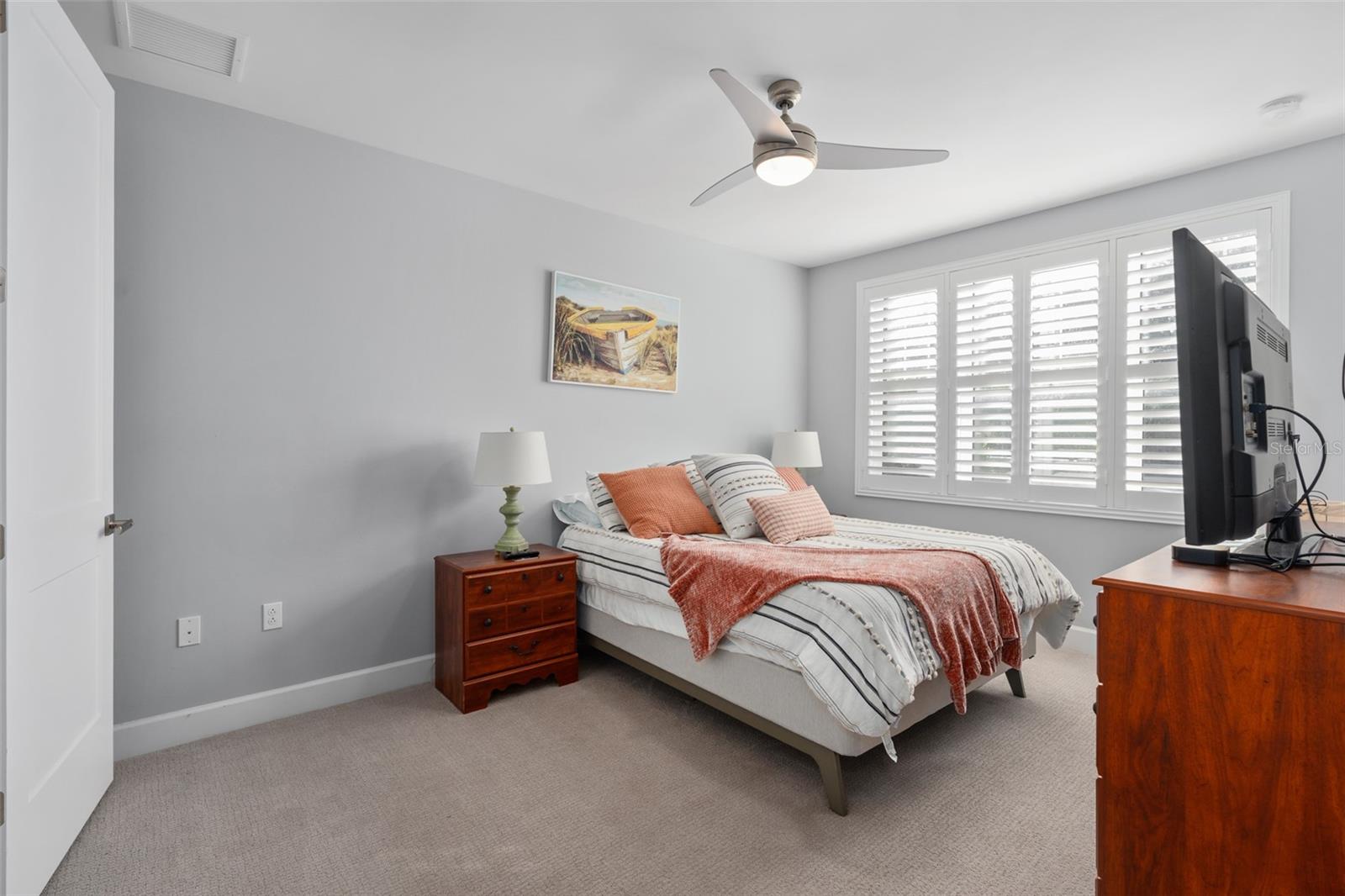 129 S Park Ave #8e Property Photo 24