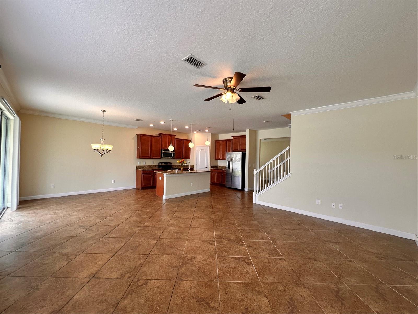 7409 Fairgrove Ave Property Photo 2