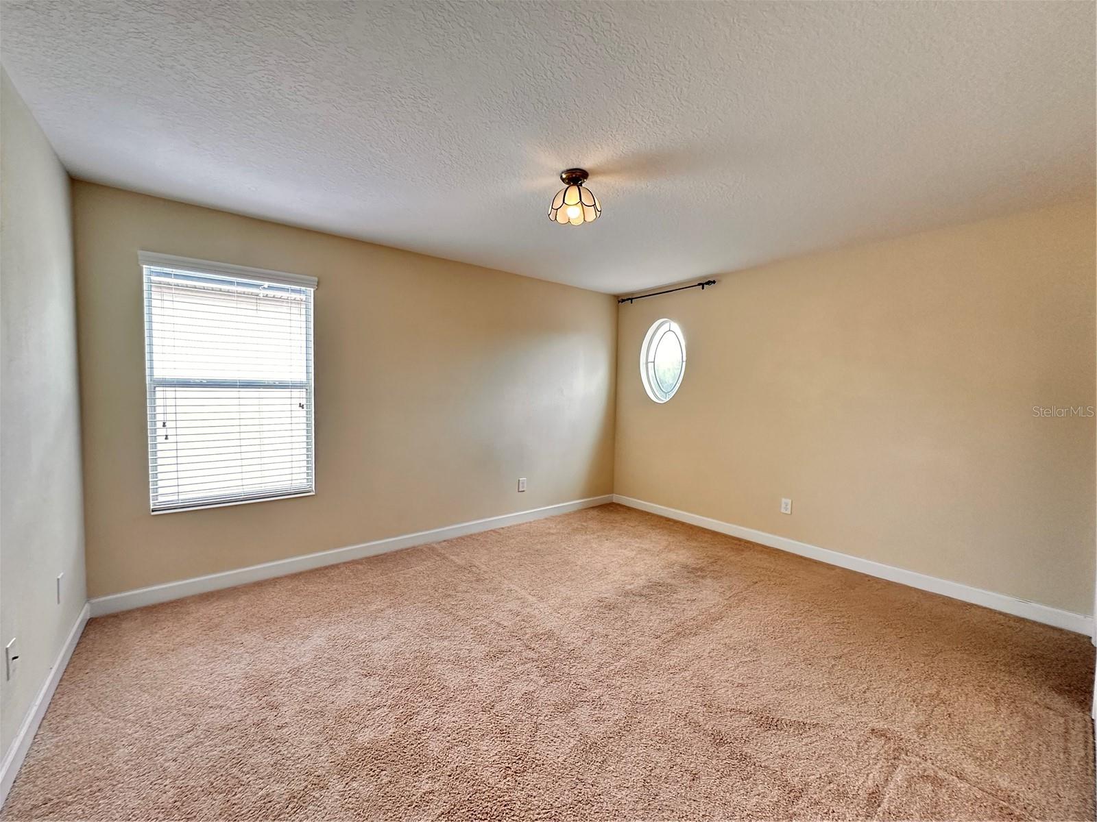 7409 Fairgrove Ave Property Photo 10