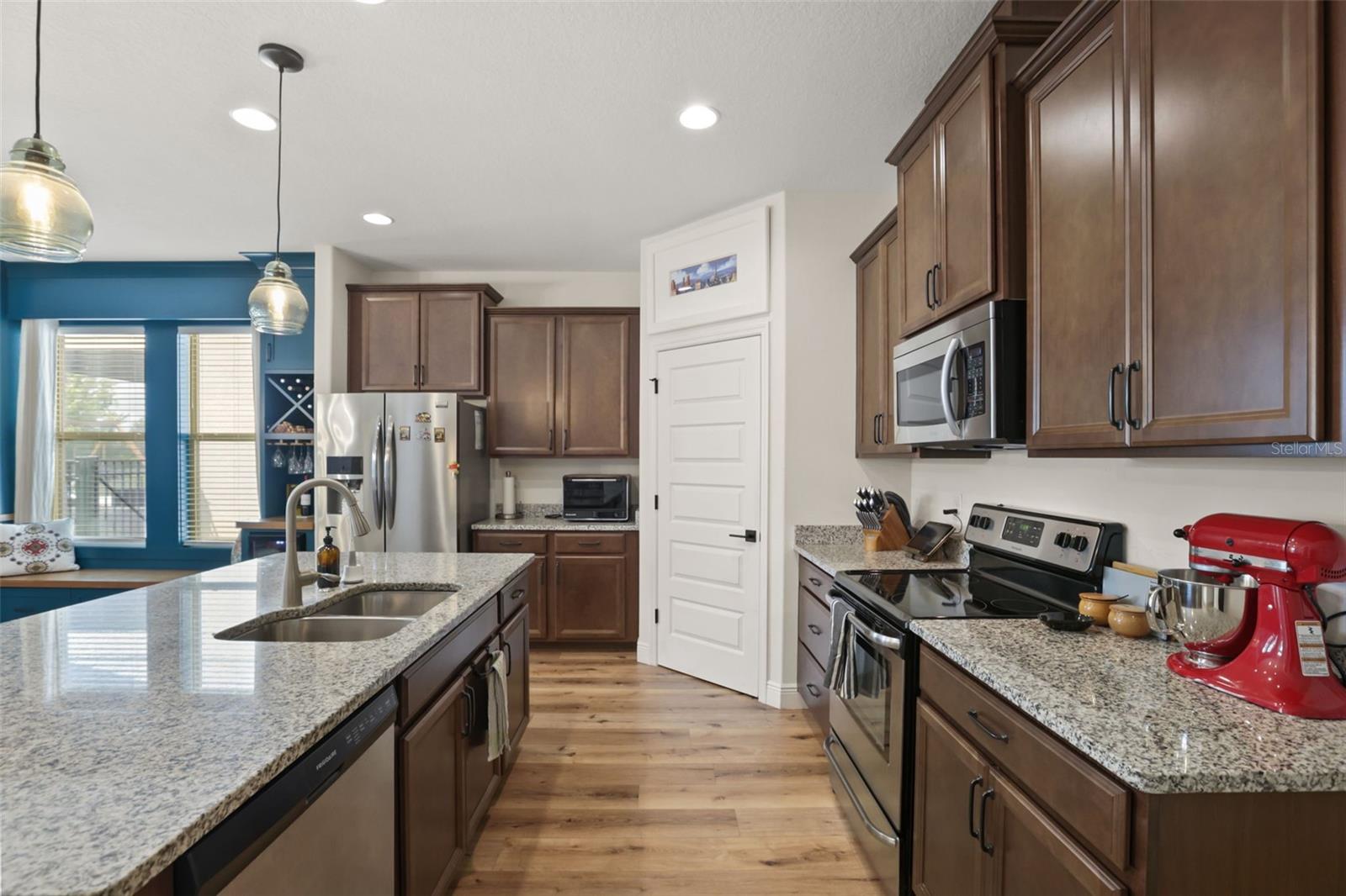 16082 Hampton Crossing Dr Property Photo 14