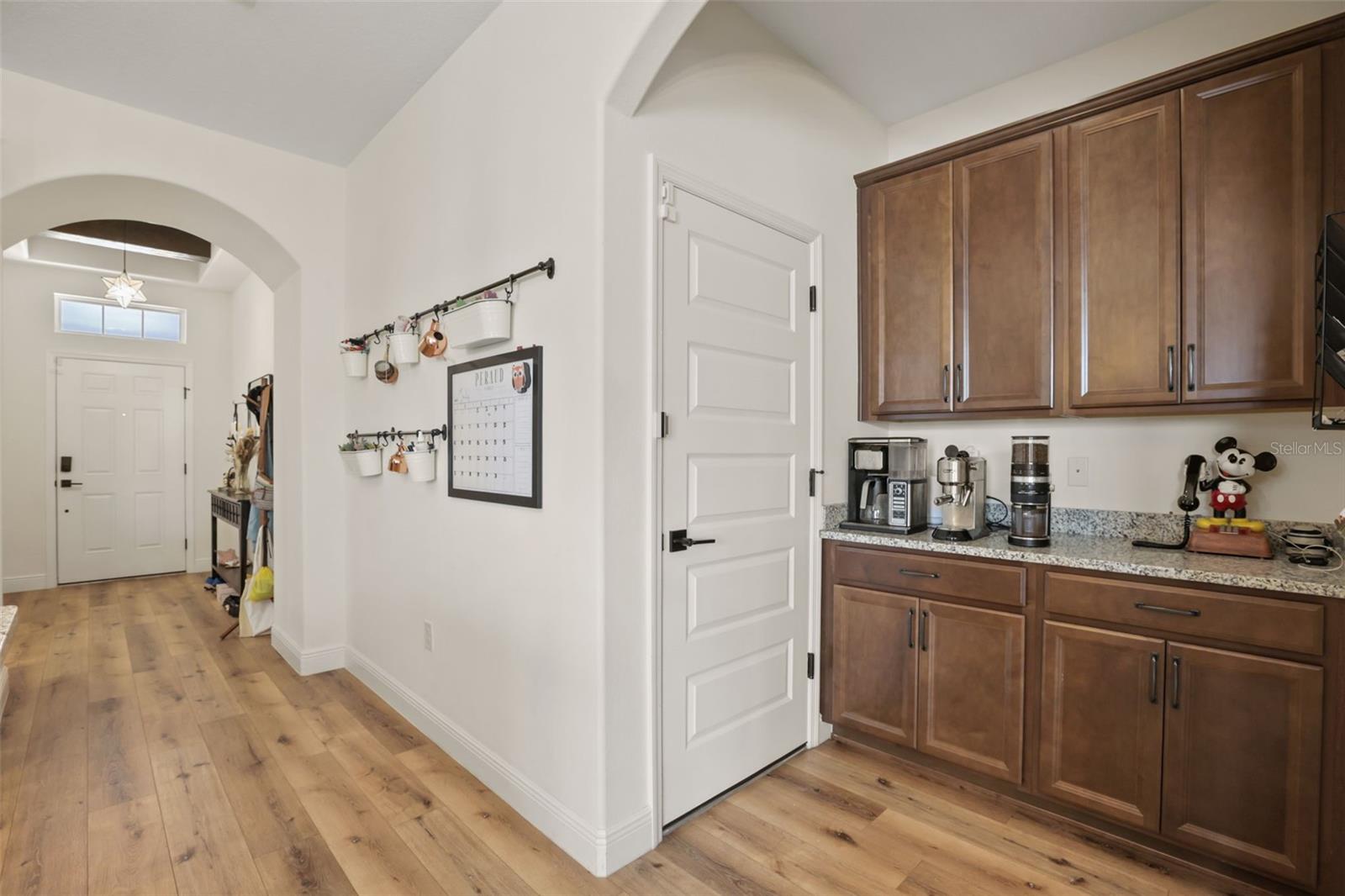 16082 Hampton Crossing Dr Property Photo 18