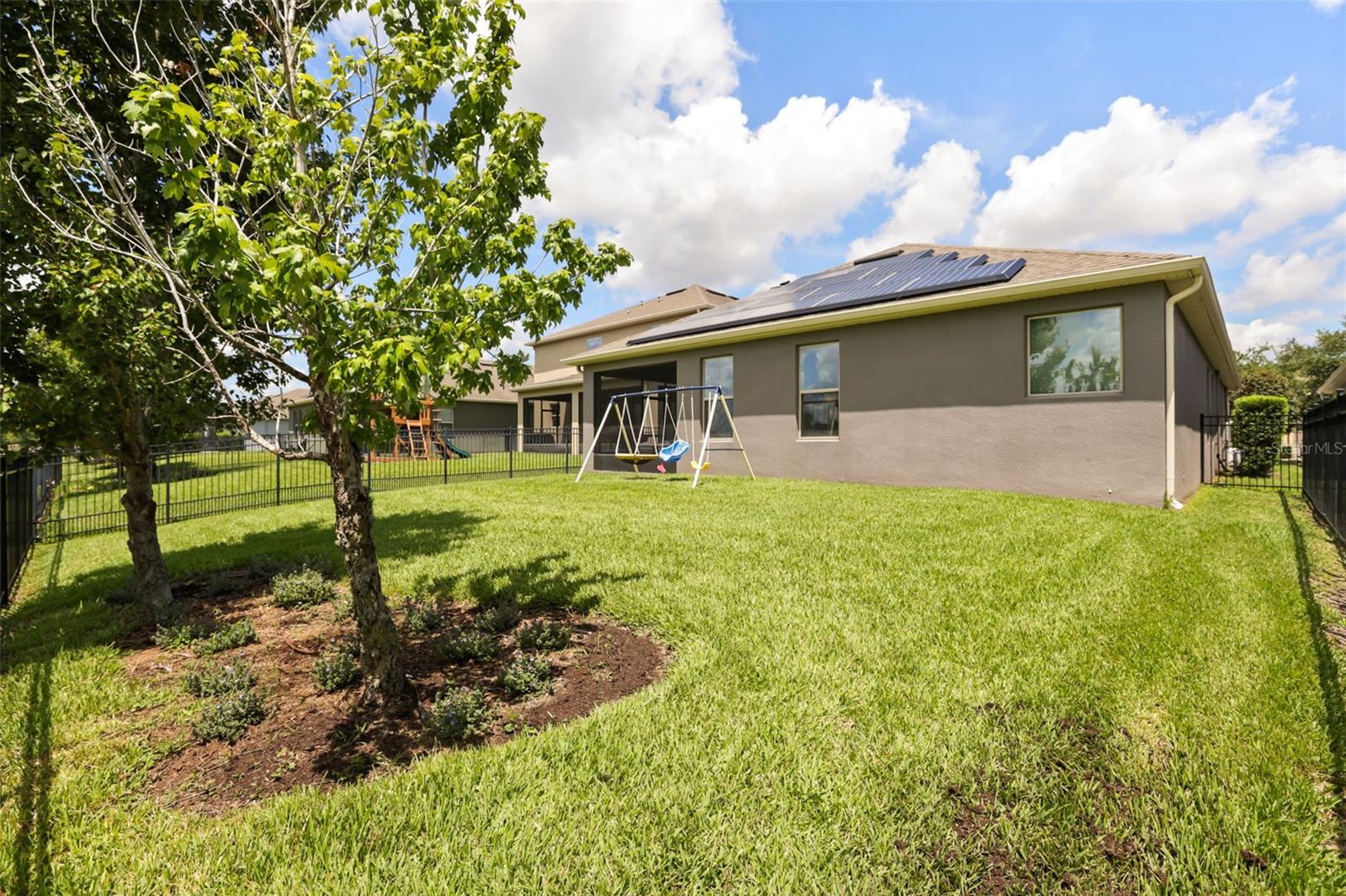 16082 Hampton Crossing Dr Property Photo 38