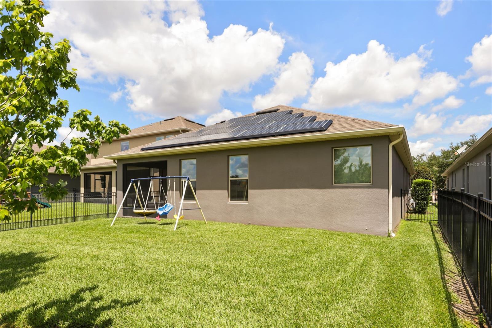16082 Hampton Crossing Dr Property Photo 39