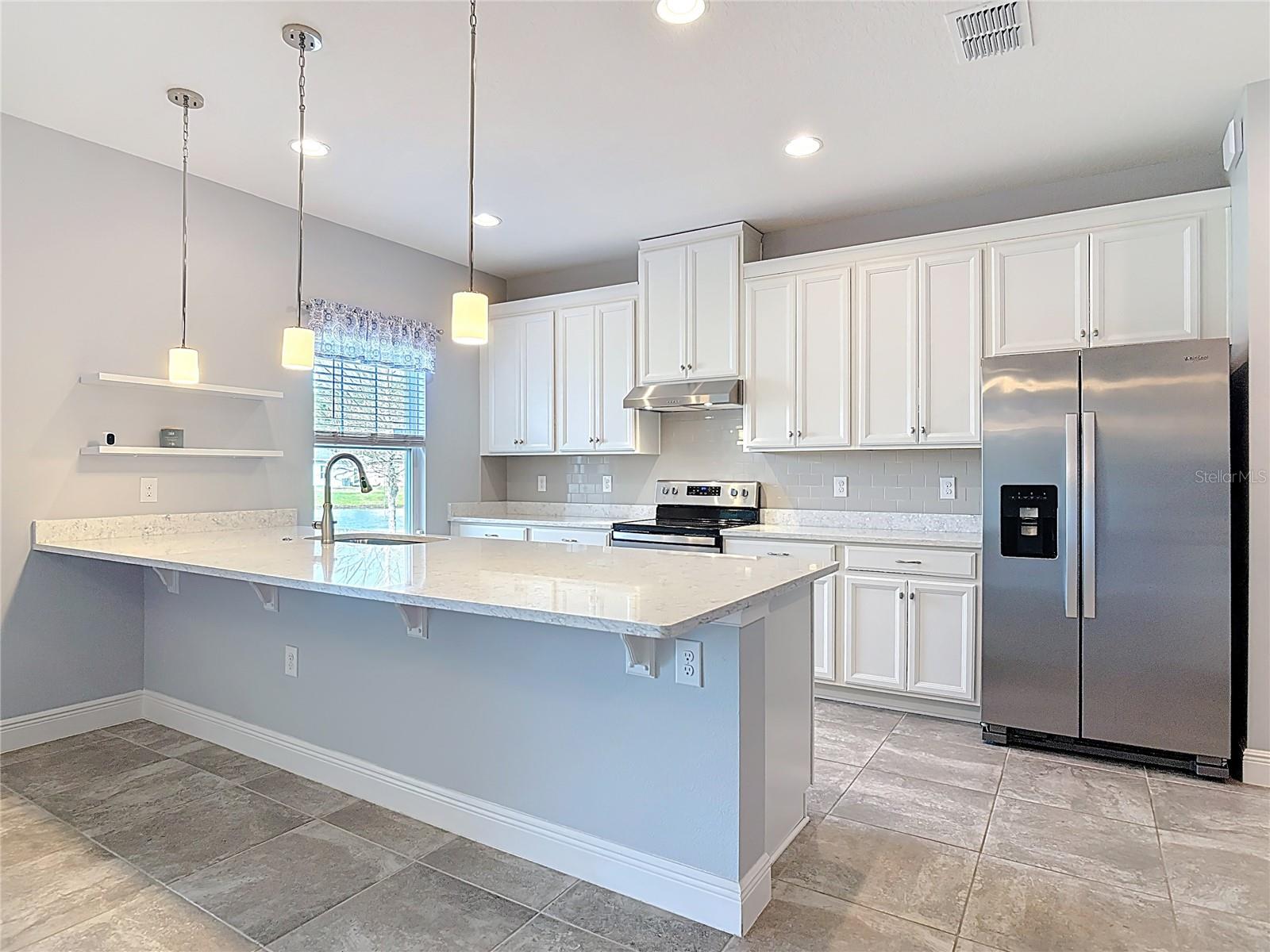 5644 Estero Loop Property Photo 3