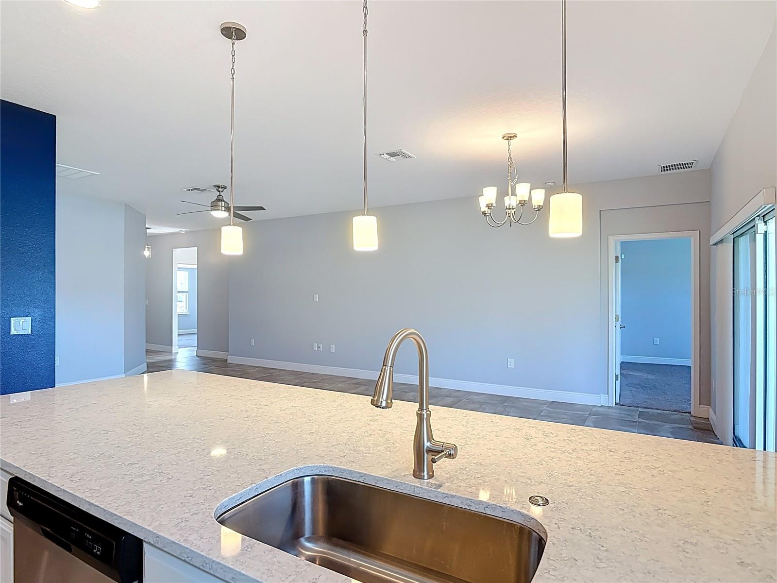5644 Estero Loop Property Photo 7